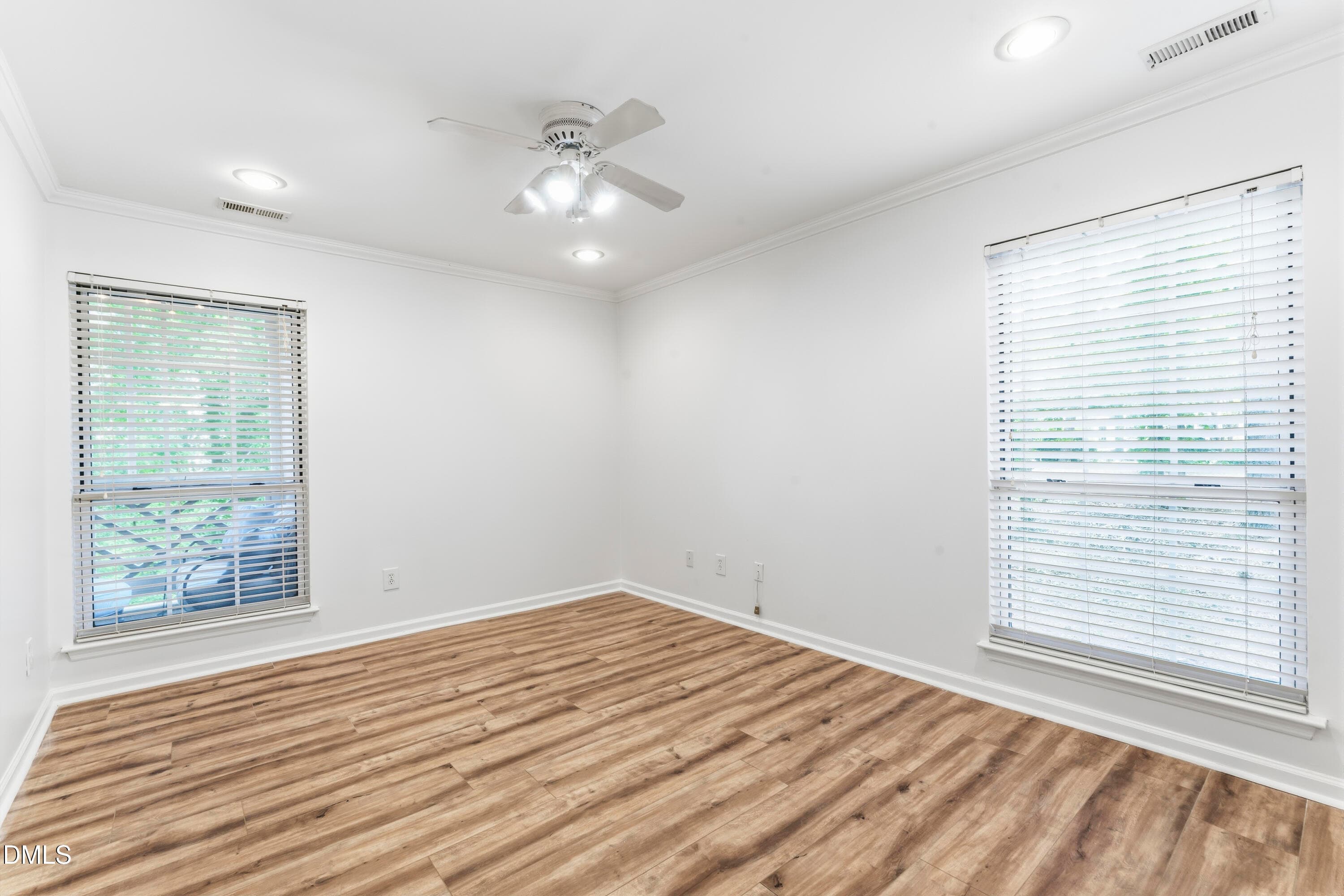 photos_high_resolution_DSC01794 - 1006 Kingswood Drive J, Chapel Hill, NC 27517, Chapel Hill