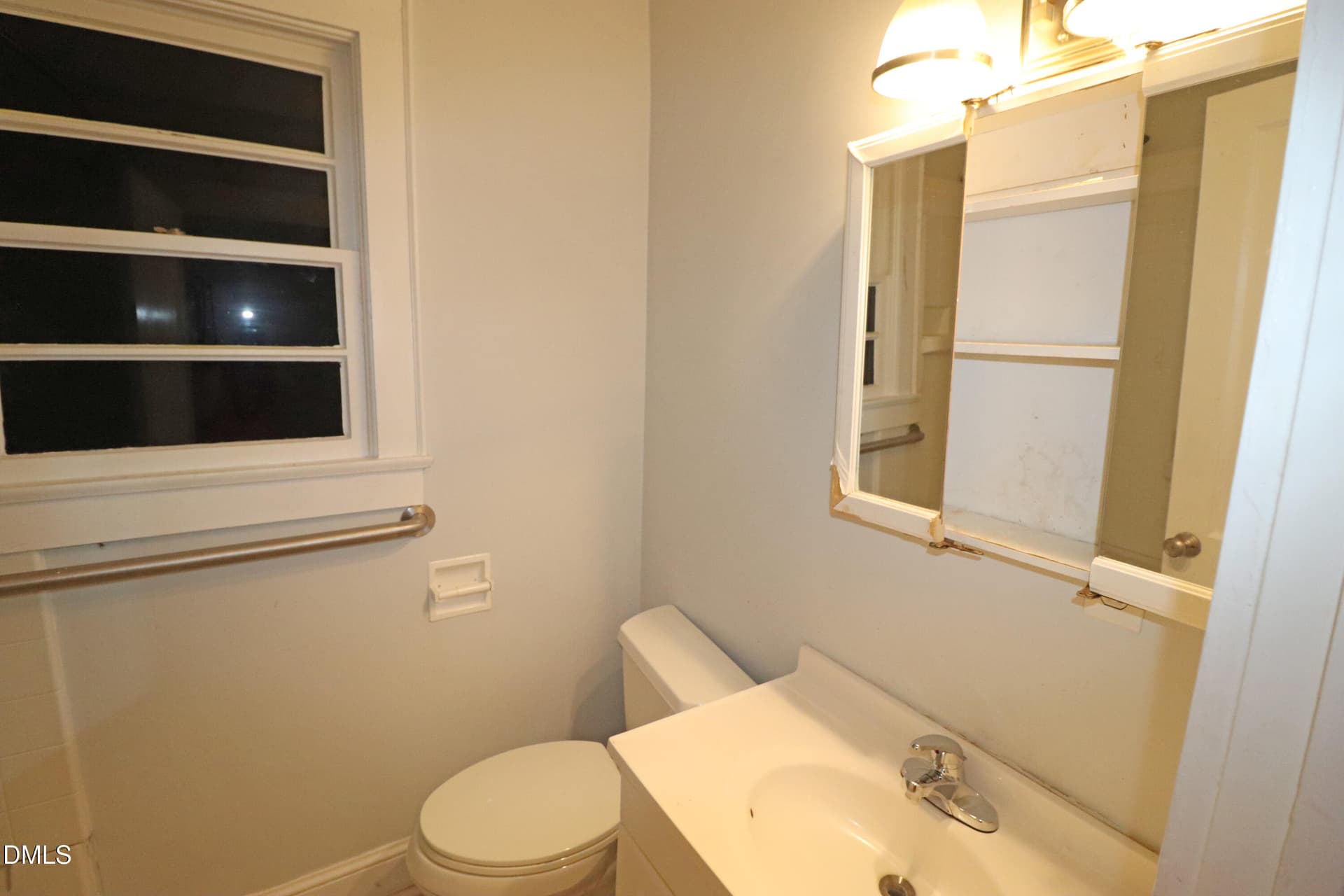 Hall bath - 132 Watson Drive, Henderson, NC 27536