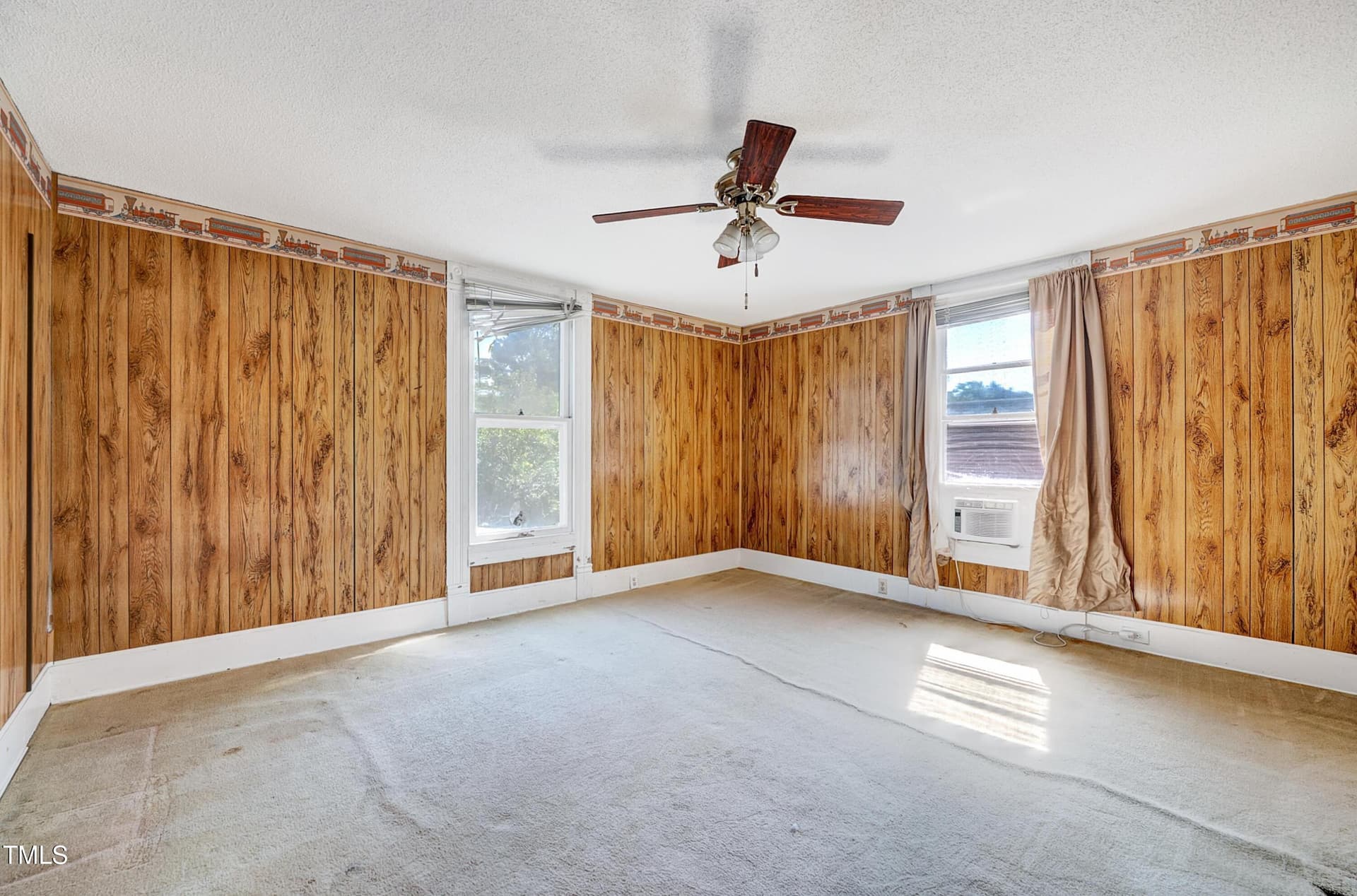 300-27 - 300 E 2nd Street, Kenly, NC 27542