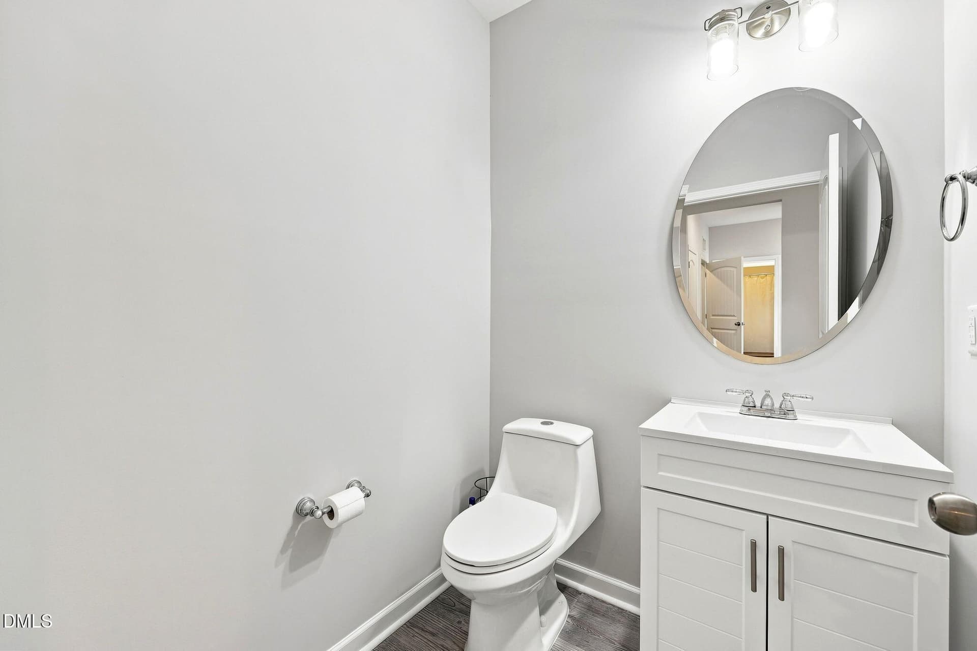 Powder Room - 3912 Mendenhall Drive, Zebulon, NC 27597