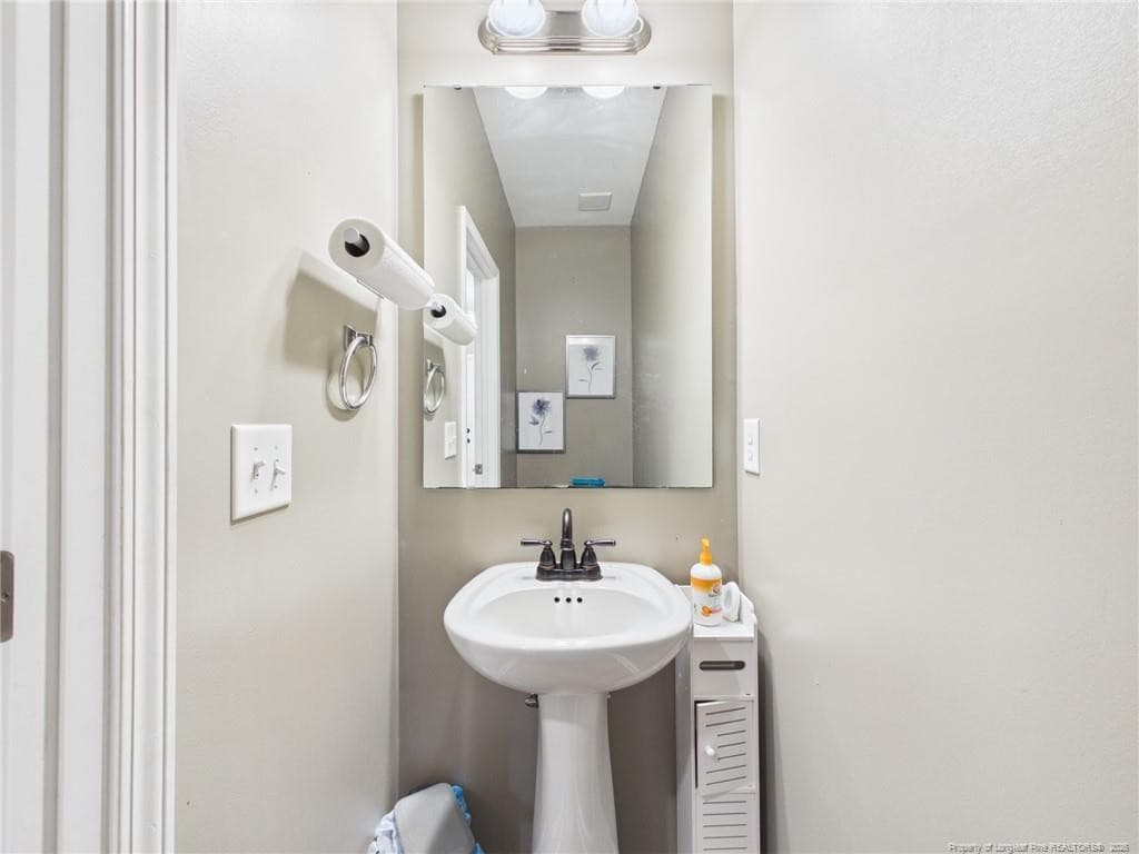 Photo 9 - 3620 Ambition Road, Fayetteville, NC 28306, Fayetteville