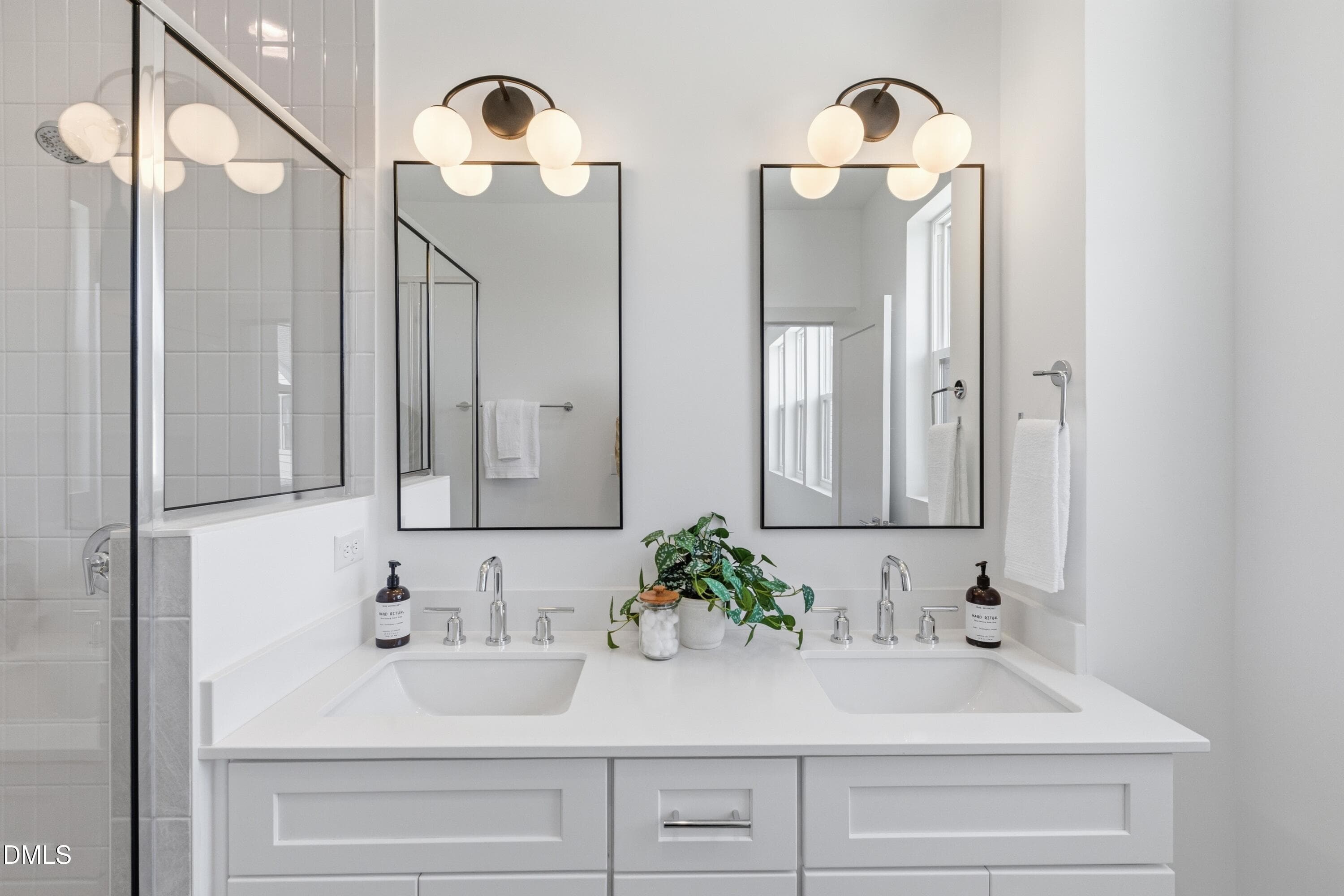 16 - 1204 Redwood Road, Chapel Hill, NC 27514, Chapel Hill