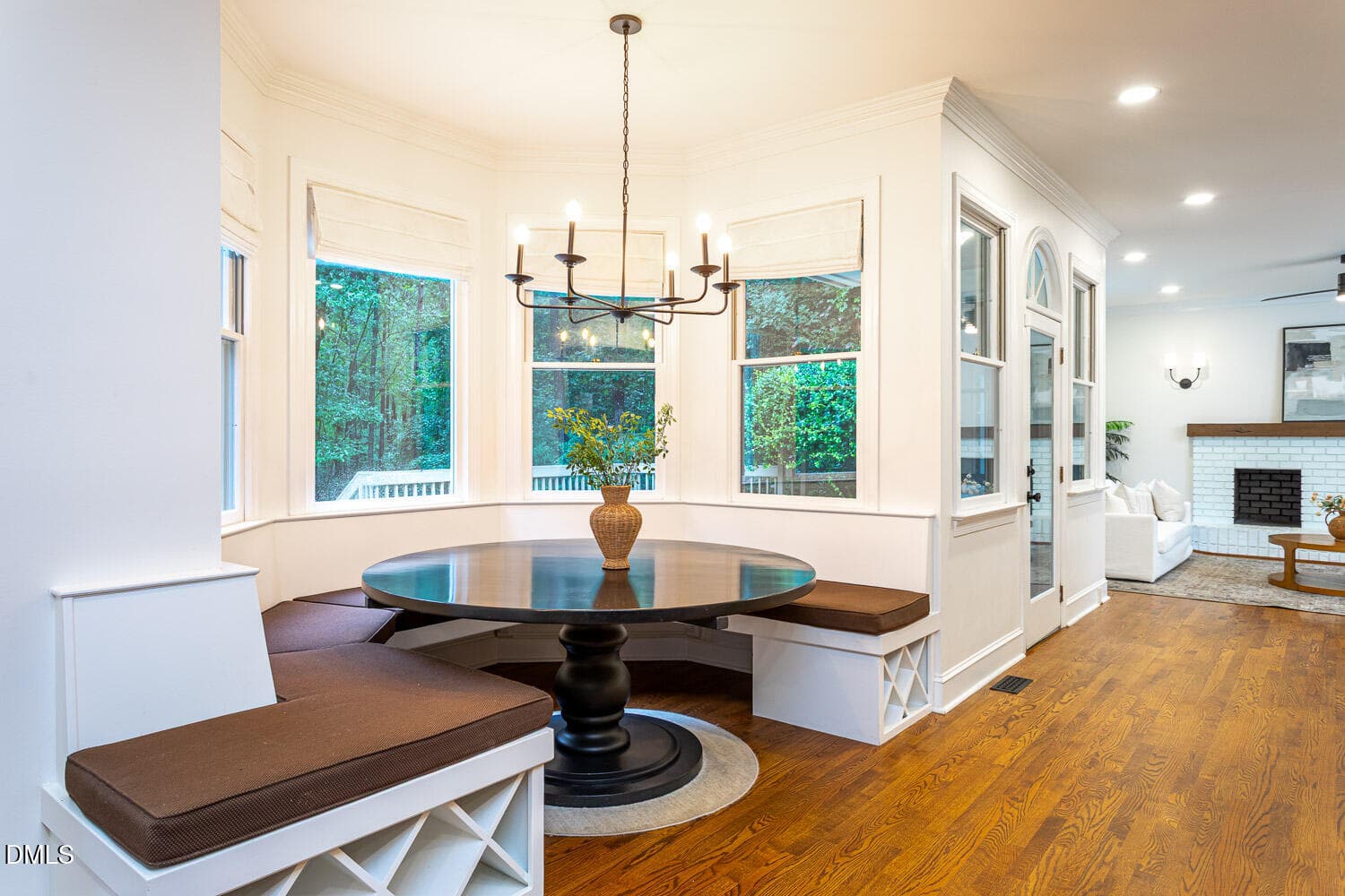 Breakfast Nook - 8509 Towneley Place, Raleigh, NC 27615, Raleigh