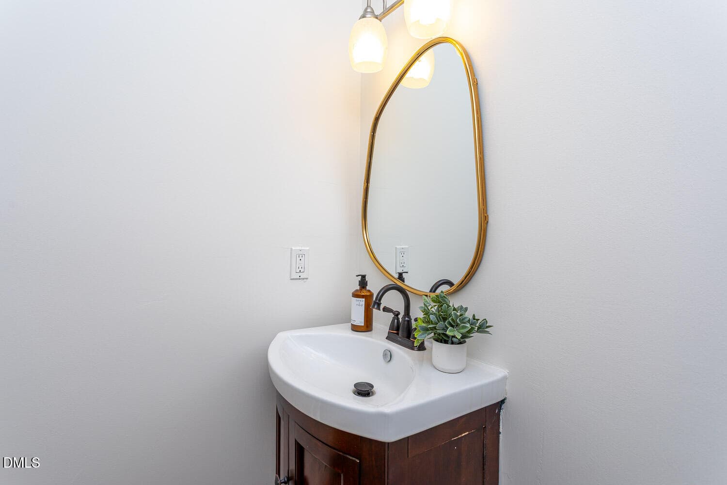 Half Bath - 8509 Towneley Place, Raleigh, NC 27615, Raleigh
