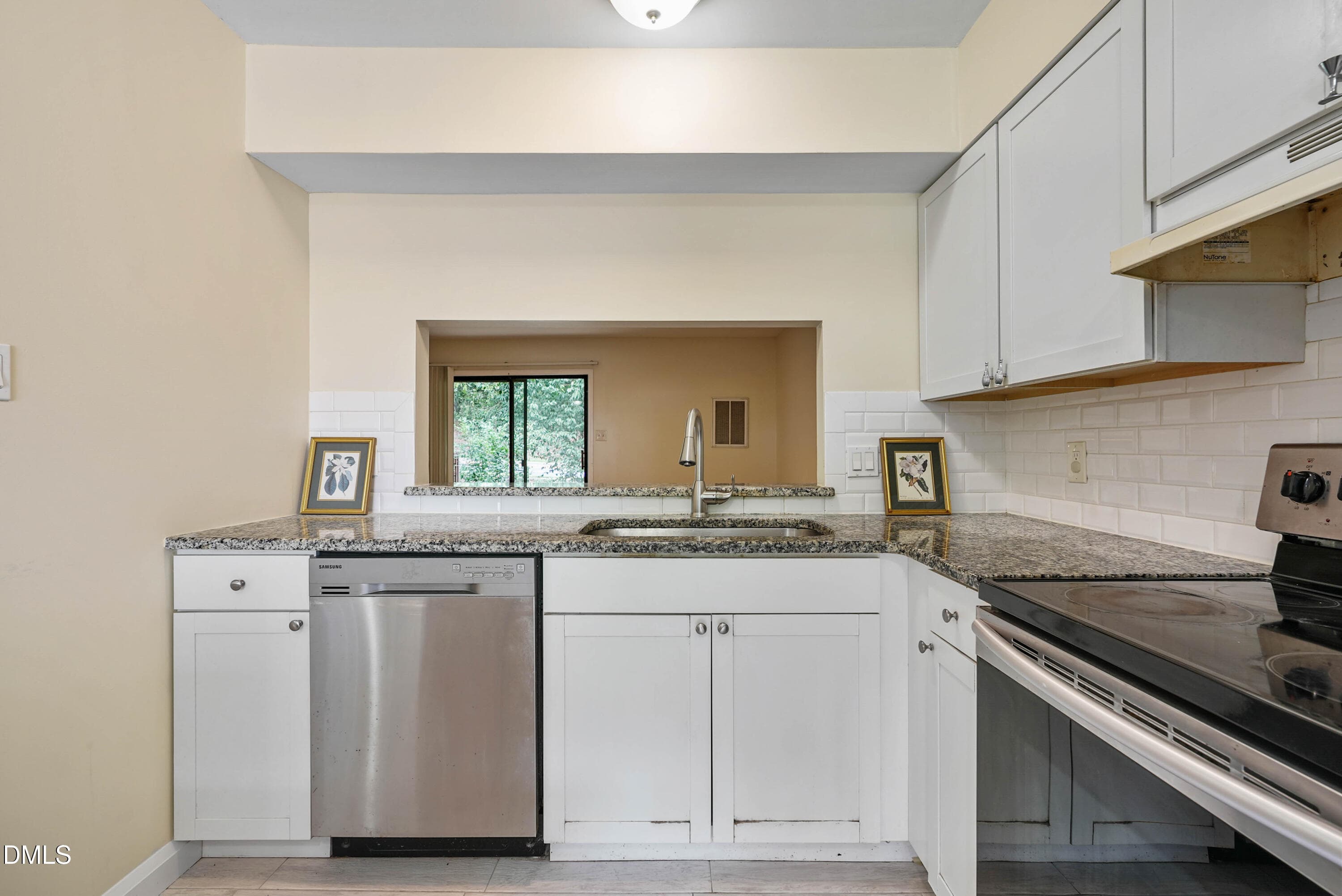 donemlk-11 - 875 Martin Luther King Junior Boulevard Apt 4, Chapel Hill, NC 27514, Chapel Hill