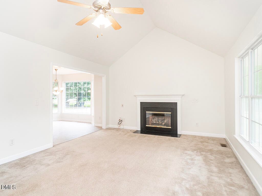 07 3955_ChucksCt Livrm3_MLS - 3955 Chucks Court, Burlington, NC 27215