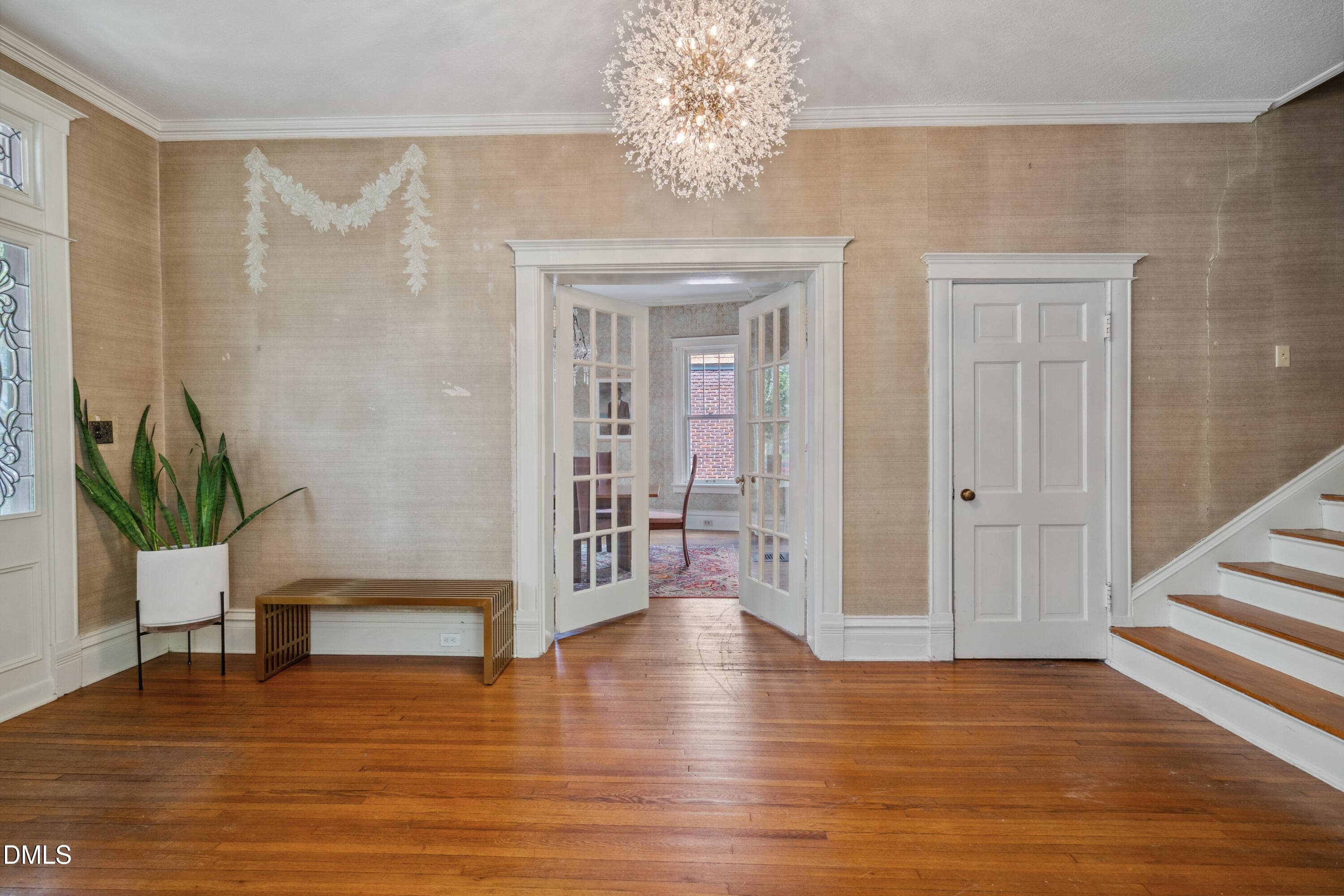 20251124140449127407000000-o - 116 Hawthorne Road, Raleigh, NC 27605, Raleigh