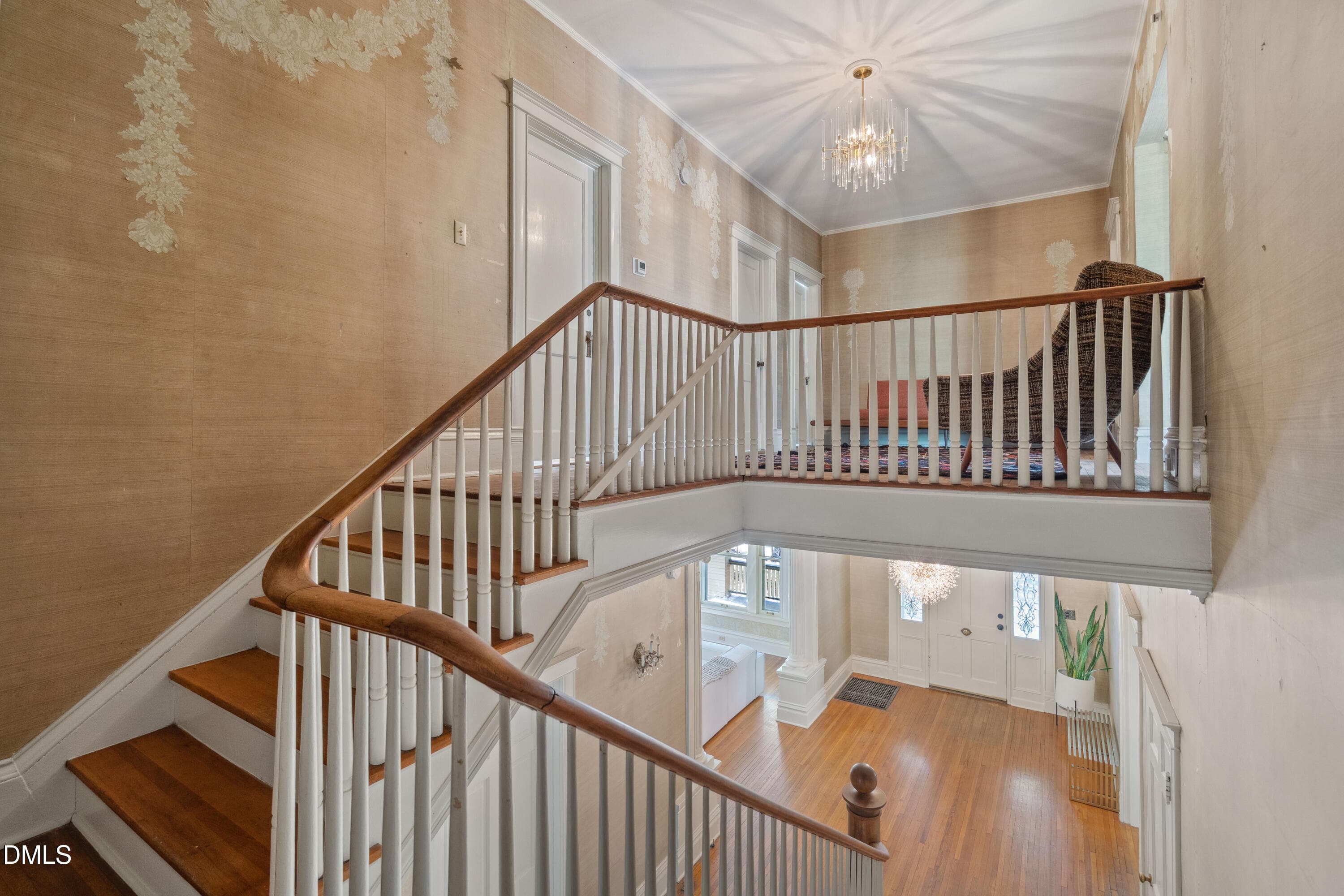 20251124140443887697000000-o - 116 Hawthorne Road, Raleigh, NC 27605, Raleigh