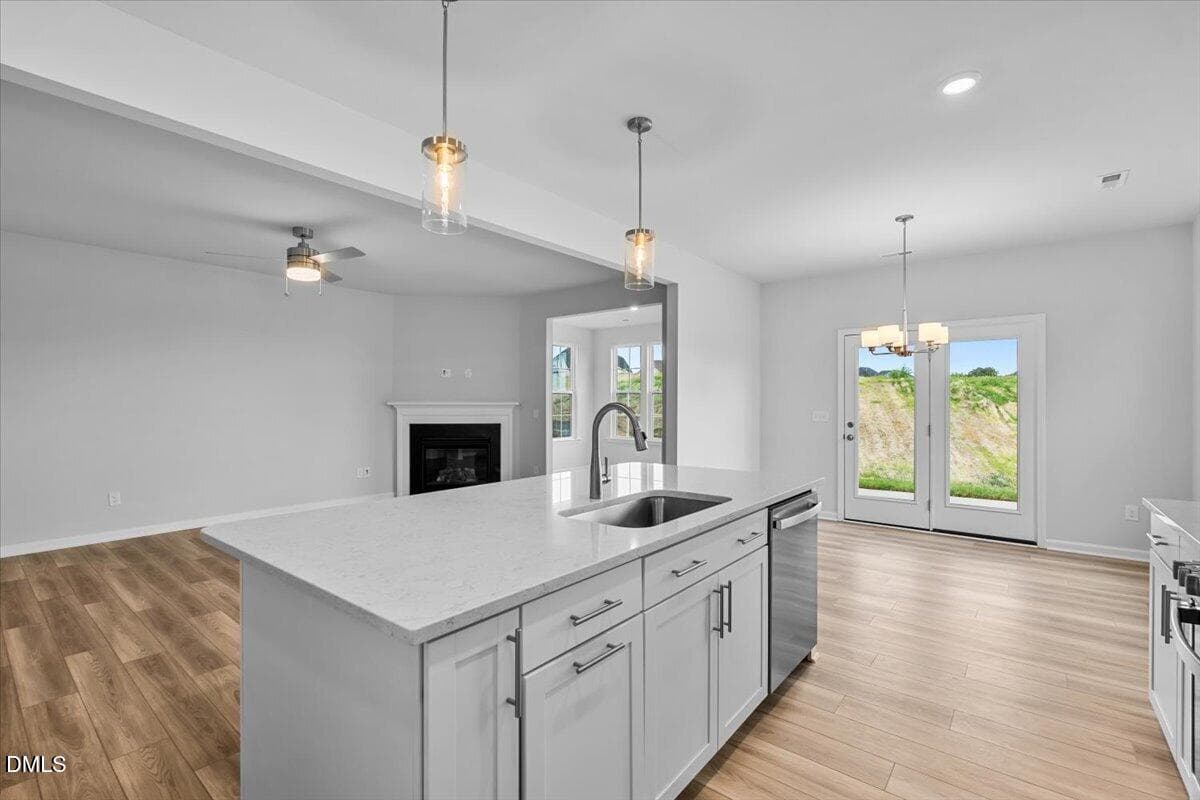 FMWeb12 - 3022 Bayou Street, Graham, NC 27253