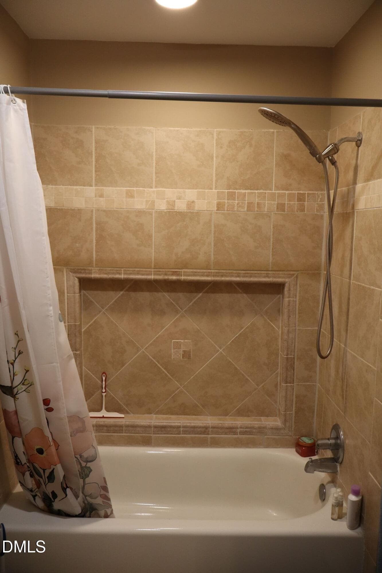 . - 2537 Booker Creek Road, Chapel Hill, NC 27514, Chapel Hill