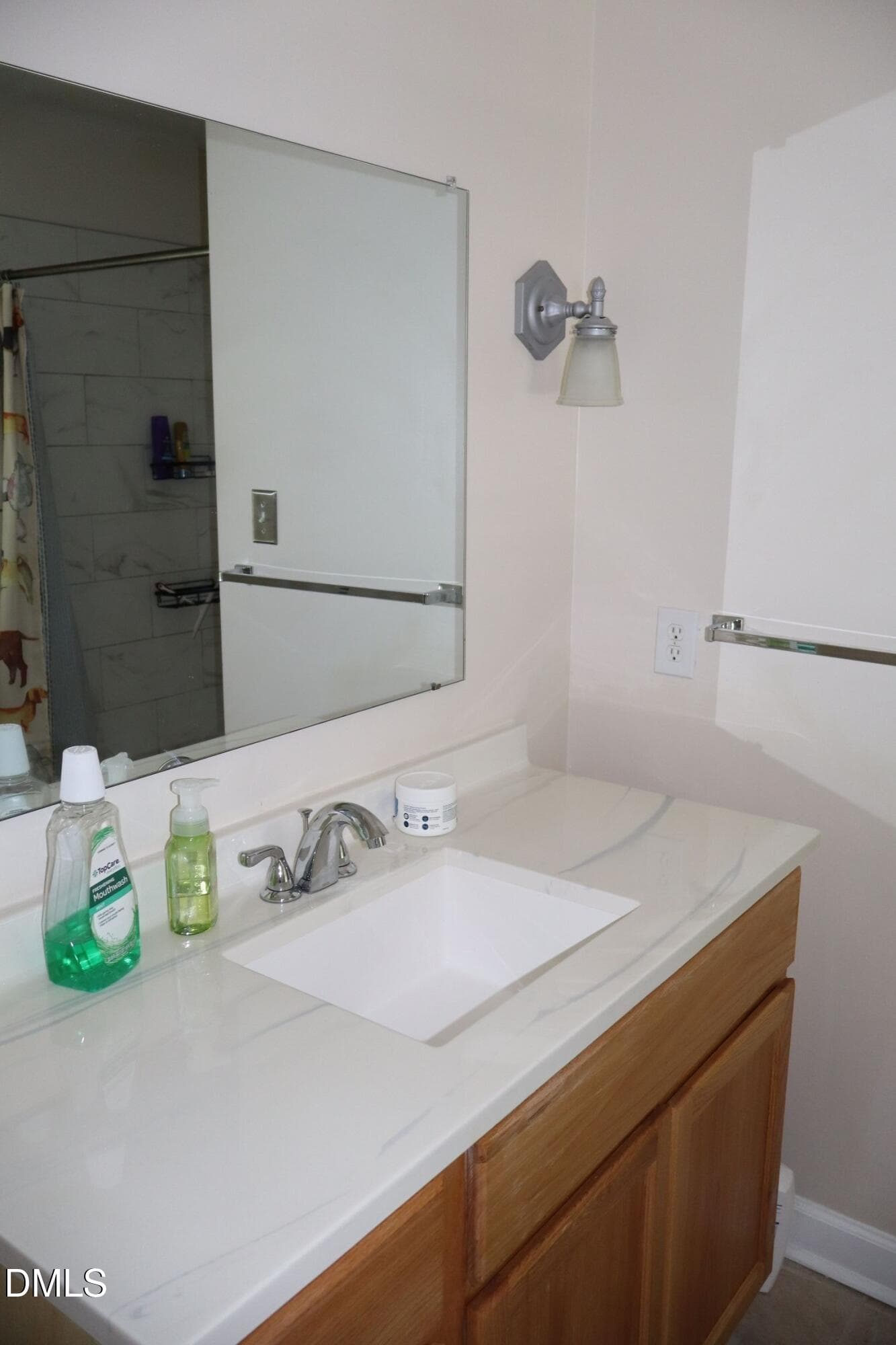 . - 2537 Booker Creek Road, Chapel Hill, NC 27514, Chapel Hill