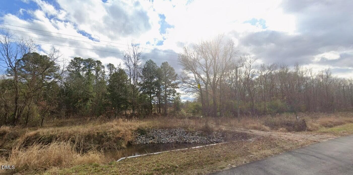 300 Caledonia Drive, Halifax, NC 27839