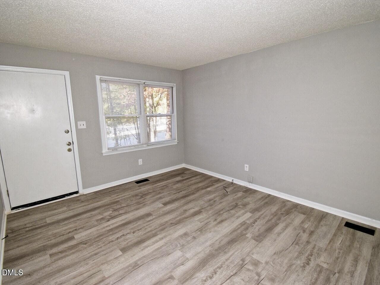 20251118003432001911000000-o - 841 Barringer Drive, Raleigh, NC 27606, Raleigh