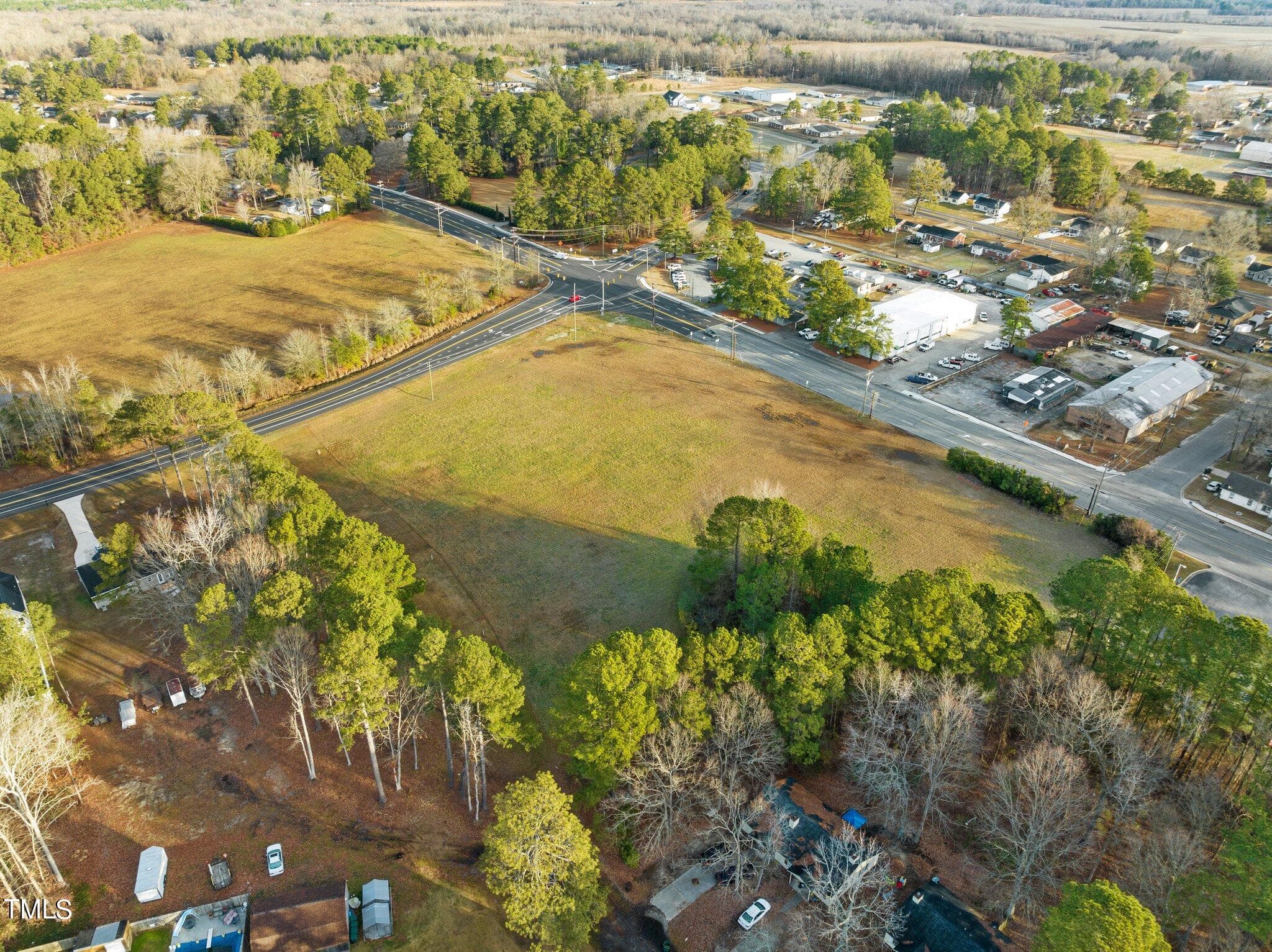 Facing Northern Blvd and Main - A/1 N Main North Street, Tarboro, NC 27886