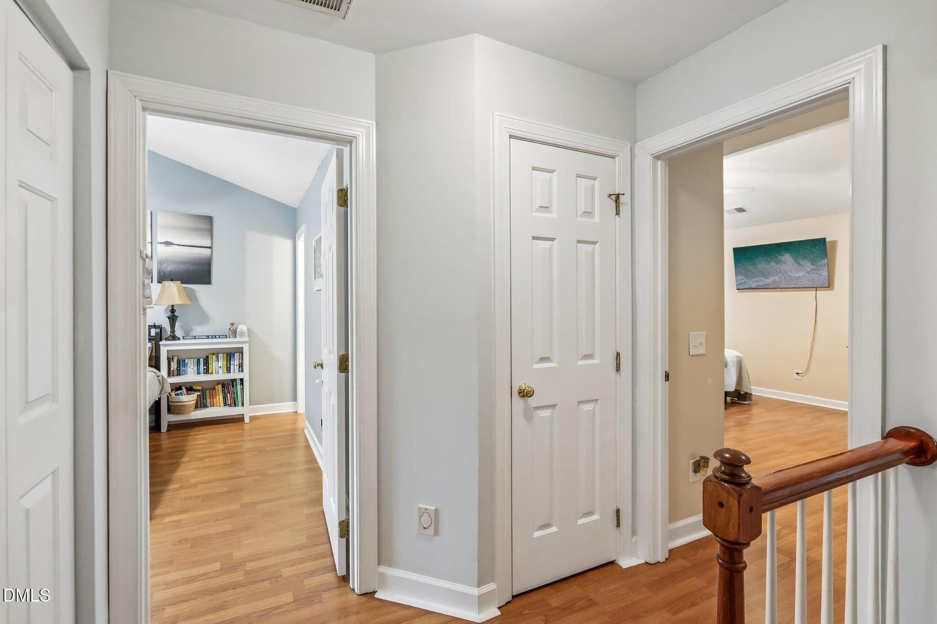 13-web-or-mls-Windbyrne Dr-S2307-013 - 208 Windbyrne Drive, Cary, NC 27513