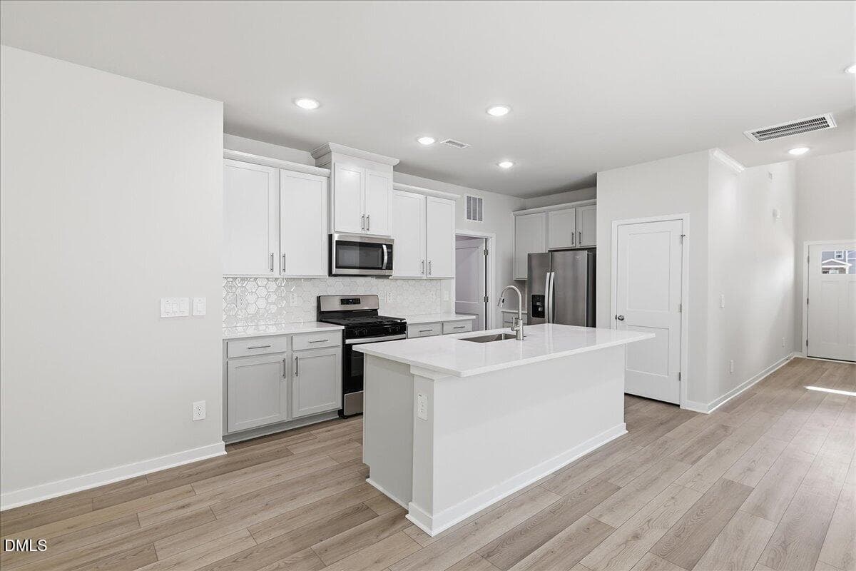 08-8Y3A9579 - 1432 Hatteras Road, Durham, NC 27704, Durham