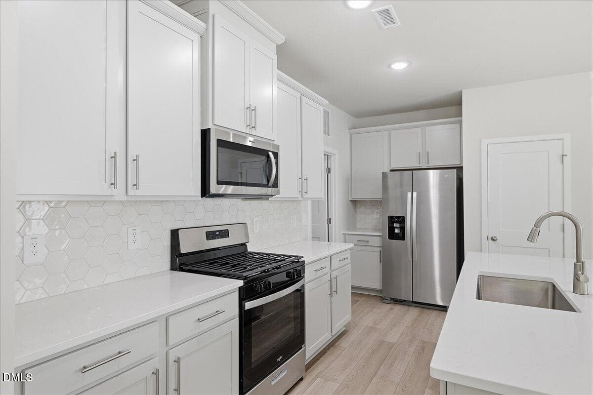 10-8Y3A9591 - 1432 Hatteras Road, Durham, NC 27704, Durham