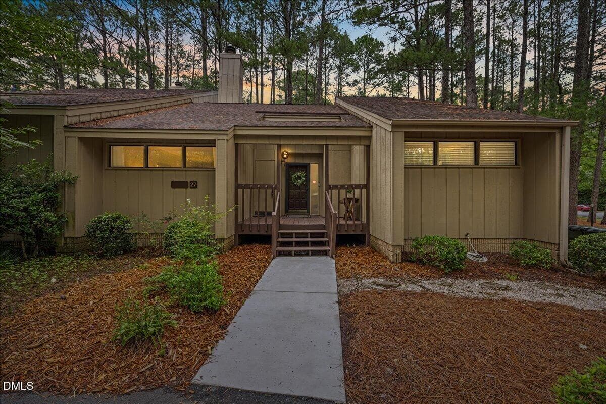 02-2A1A4108 - ok - 4100 Five Oaks Drive 27, Durham, NC 27707, Durham
