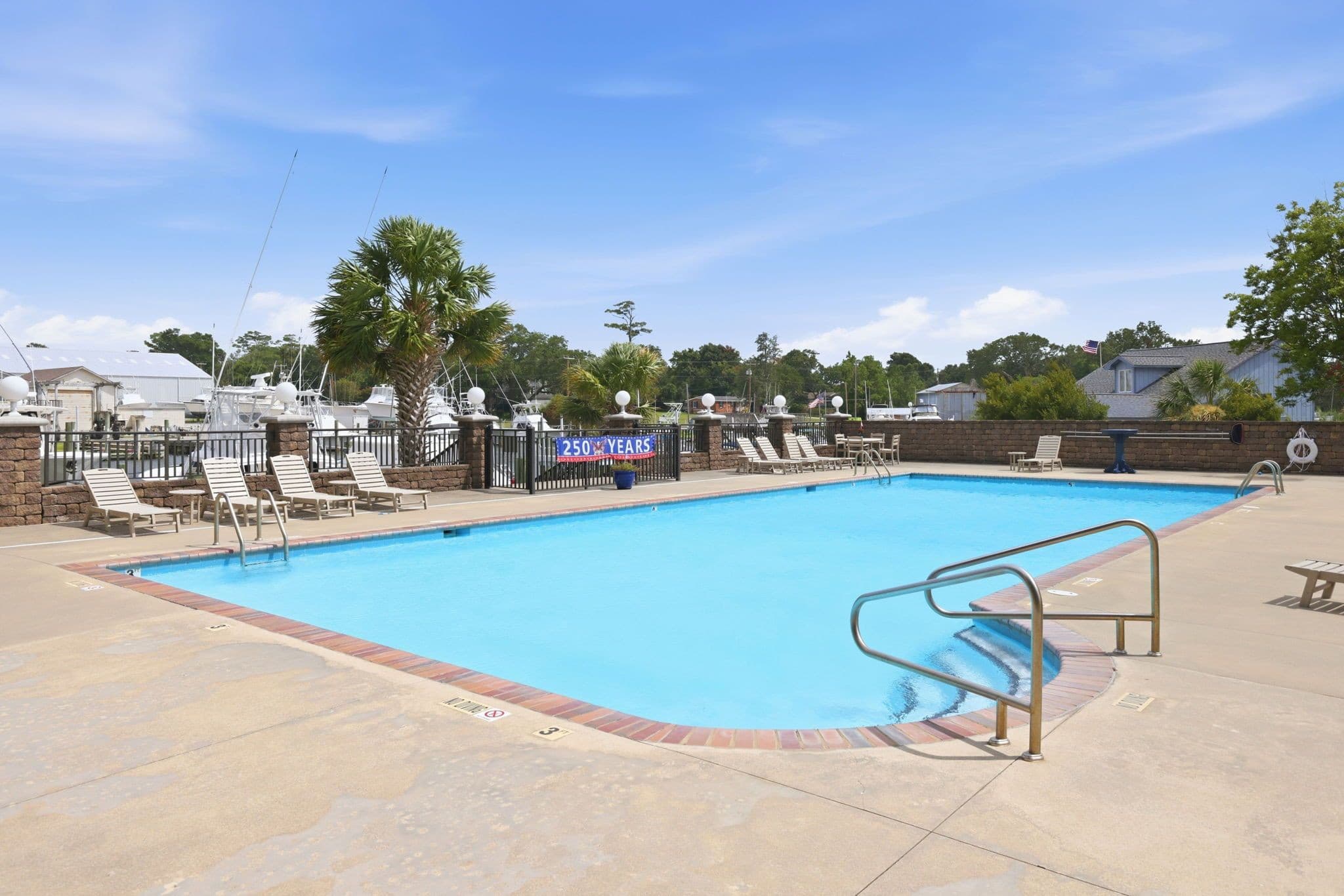 54-web-or-mls-590A2024.jpg - 4425 Arendell Street 101, Morehead City, NC 28557