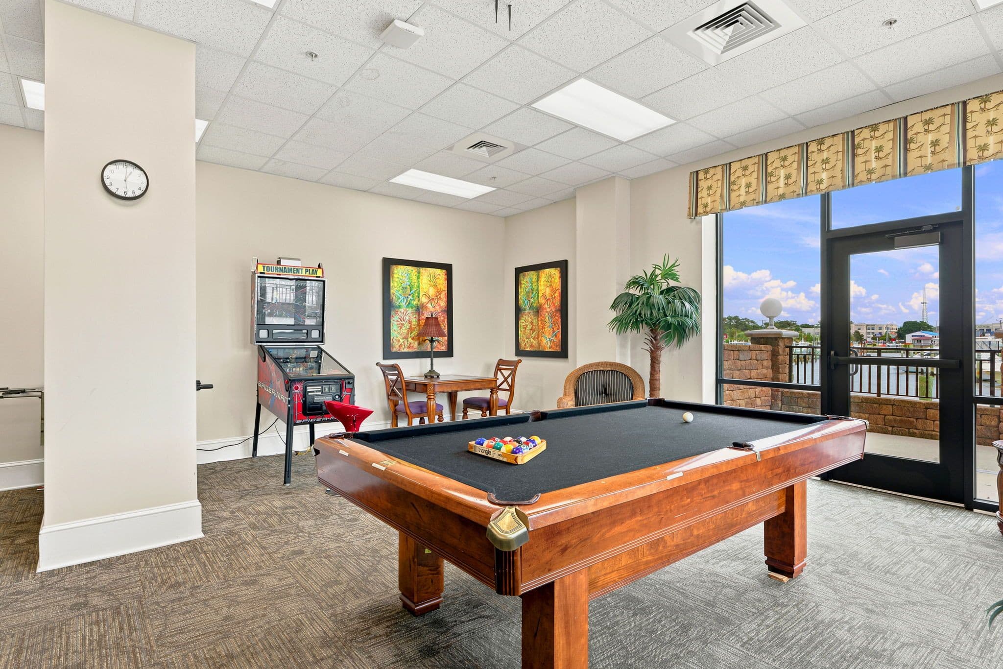 13-web-or-mls-590A2267_edit.jpg - 4425 Arendell Street 101, Morehead City, NC 28557
