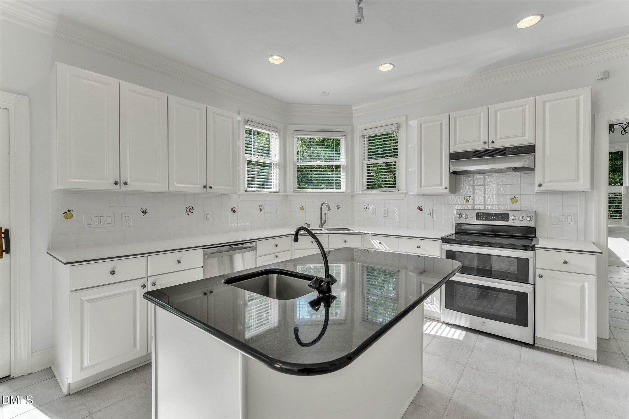 27-7804 Umstead Forest Drive-27 - 7804 Umstead Forest Drive, Raleigh, NC 27612, Raleigh