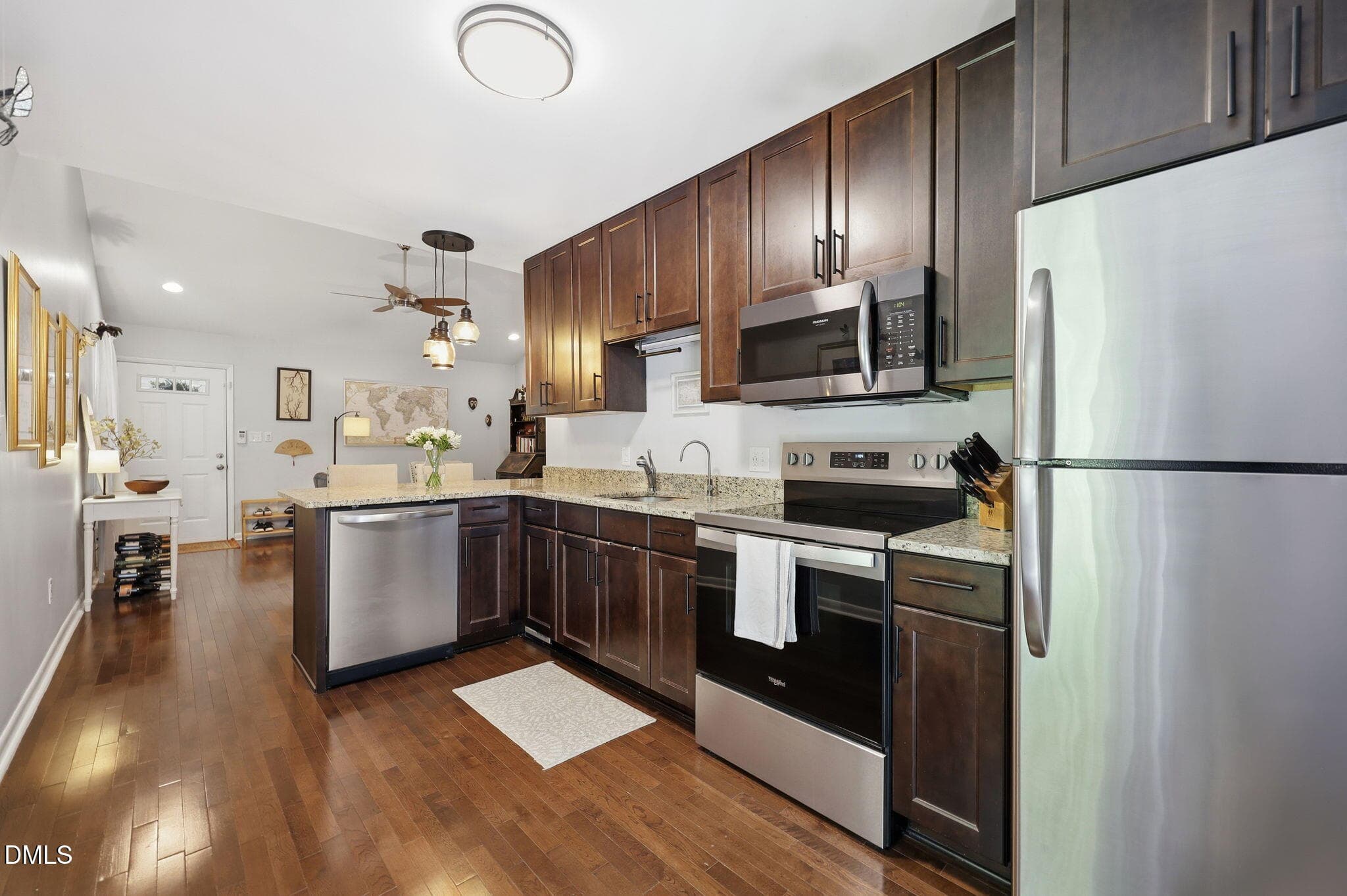16-web-or-mls-IMG_5431 copy - 615 Kirby Street 302, Raleigh, NC 27606, Raleigh