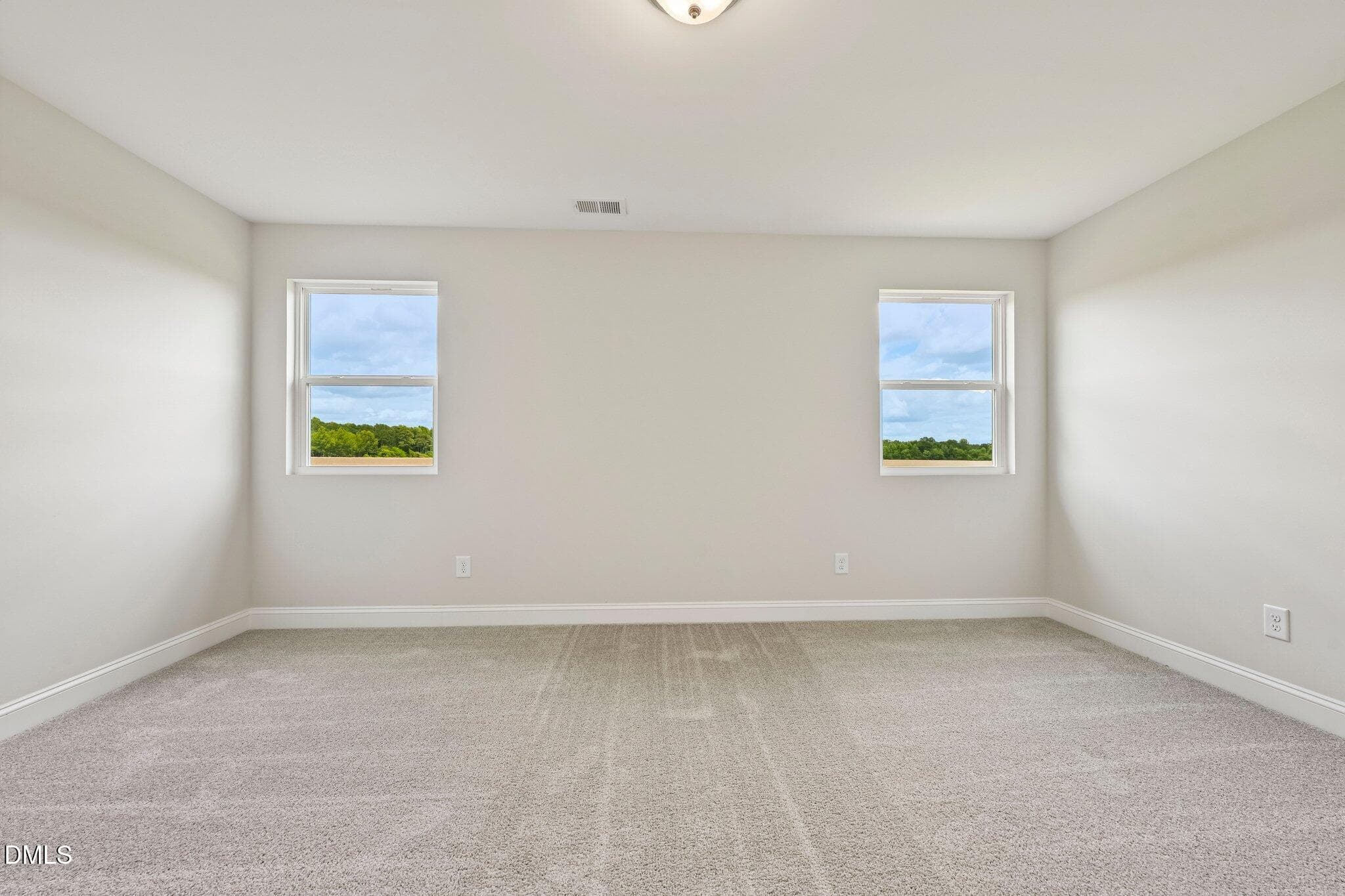 33-web-or-mls-Maverick Ln-S2006-033 - 146 Maverick Lane, Dunn, NC 28334