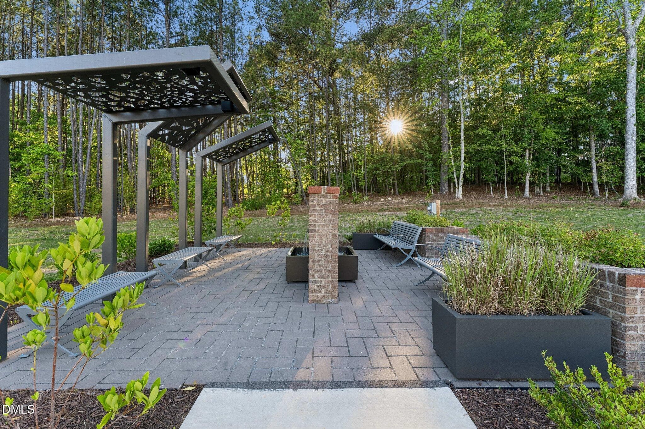 Raven Ridge Place Community Sitting Area - 10540 Bailey Branch Drive 101, Raleigh, NC 27614, Raleigh
