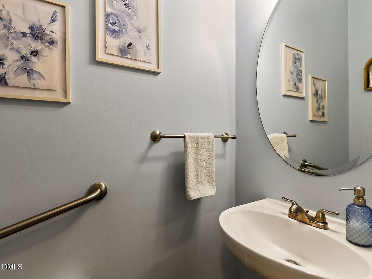 Powder Room - 3220 Orchestra Court, Apex, NC 27539