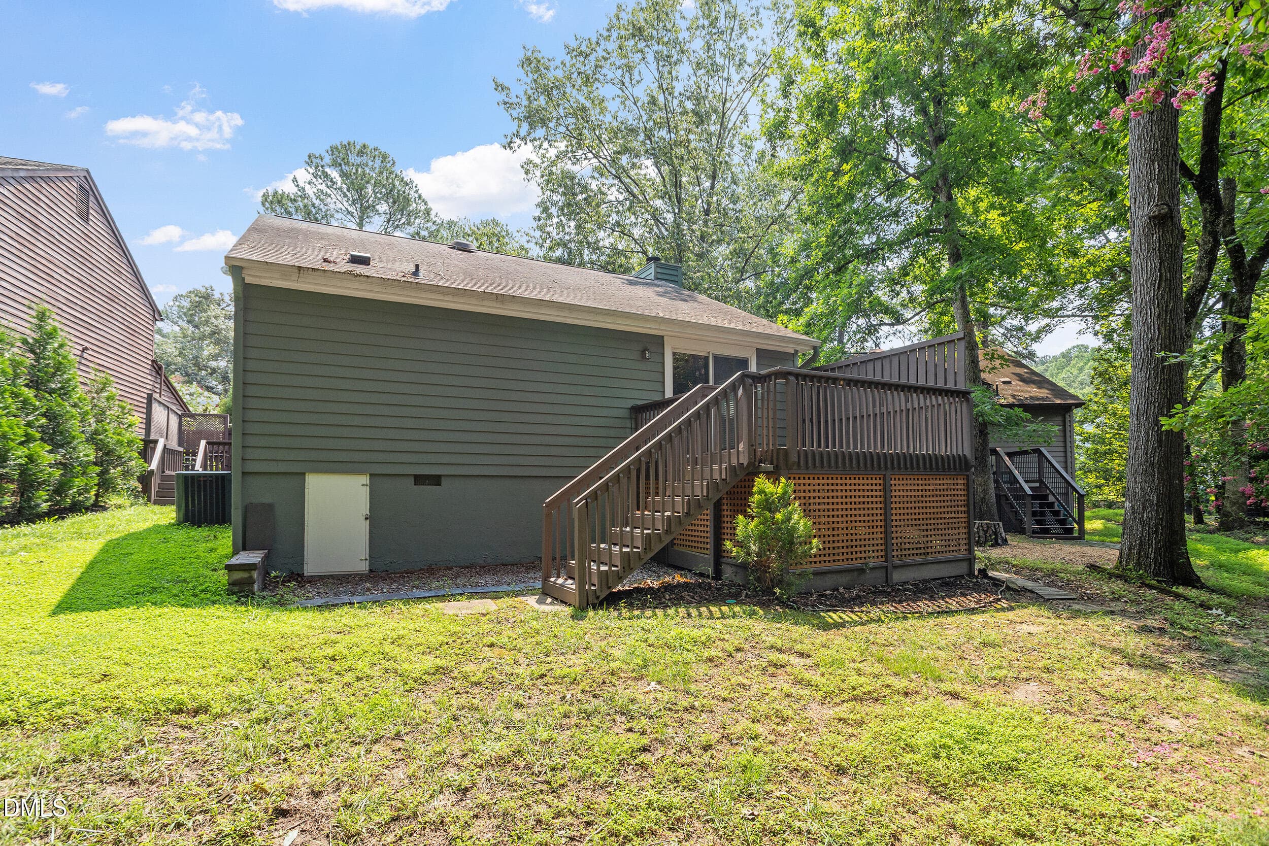 04-27 Clover Dr [3245982]_07282026_04 - 27 Clover Drive, Chapel Hill, NC 27517, Chapel Hill