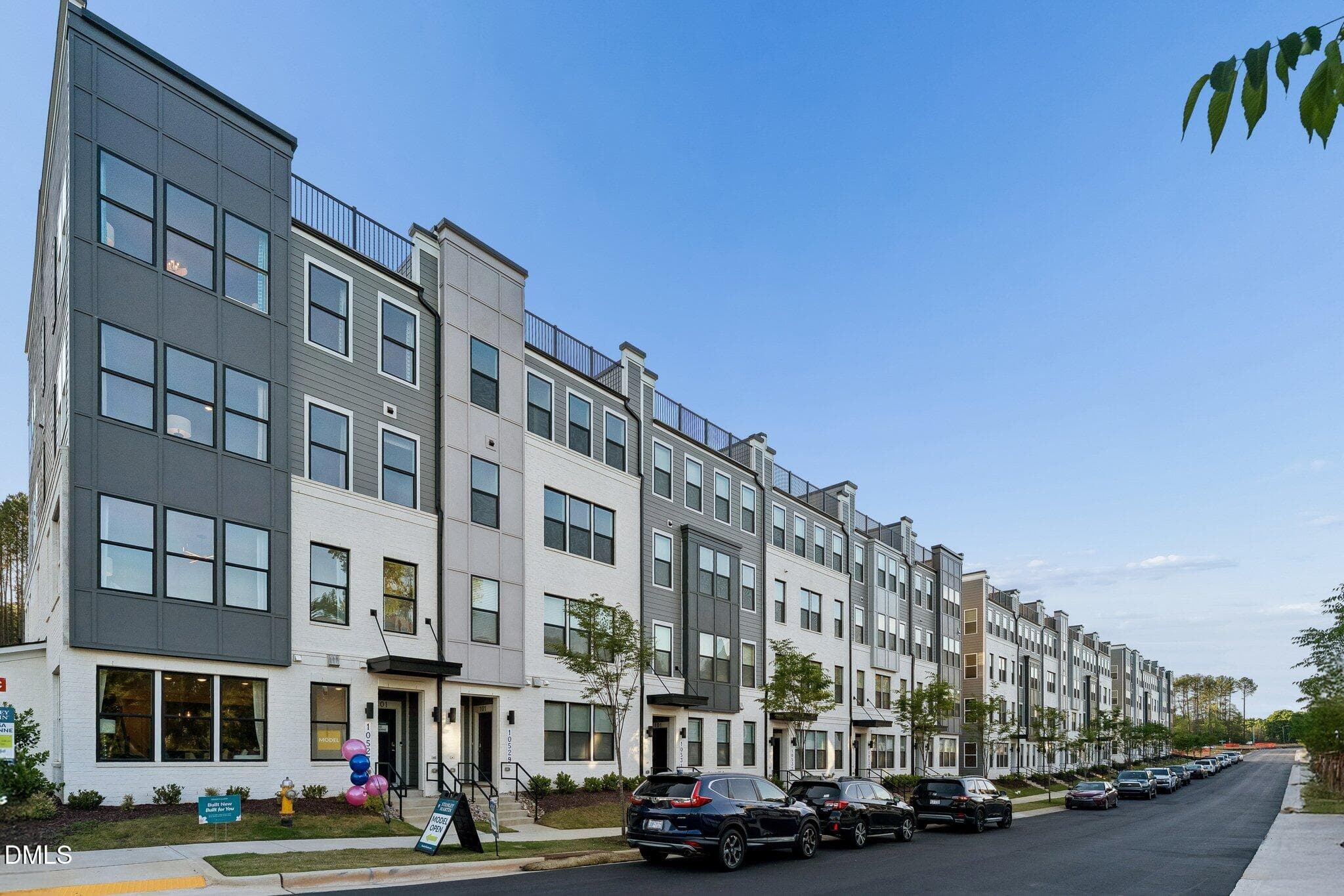 Raven Ridge Place Community - 10542 Bailey Branch Drive 201, Raleigh, NC 27614, Raleigh