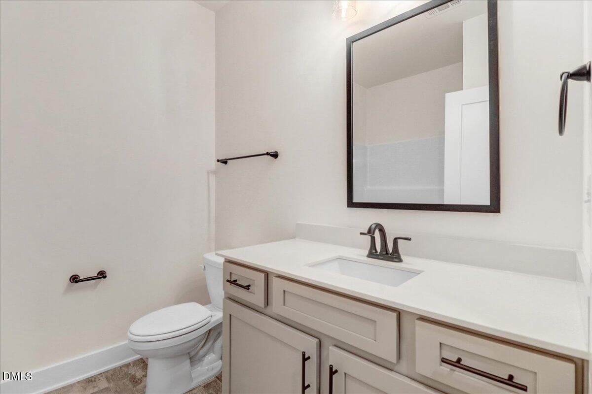 Bath 2 - 32 Killarney Avenue, Lillington, NC 27546