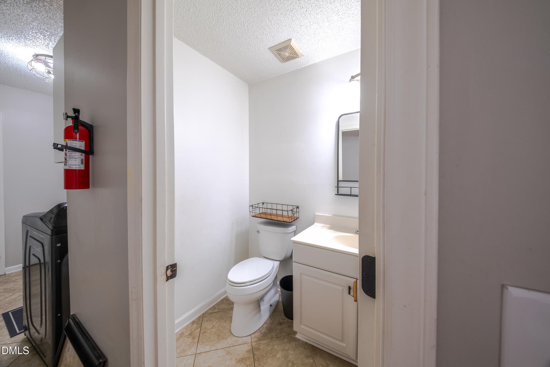 12. Half Bath.308 Ridgeland. HP. - 308 Ridgeland Drive, High Point, NC 27262