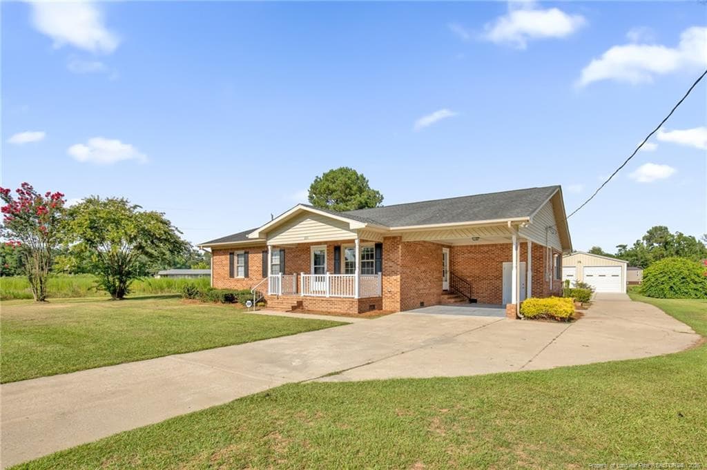 Photo 3 - 221 Old Baker Road, Maxton, NC 28364, Maxton