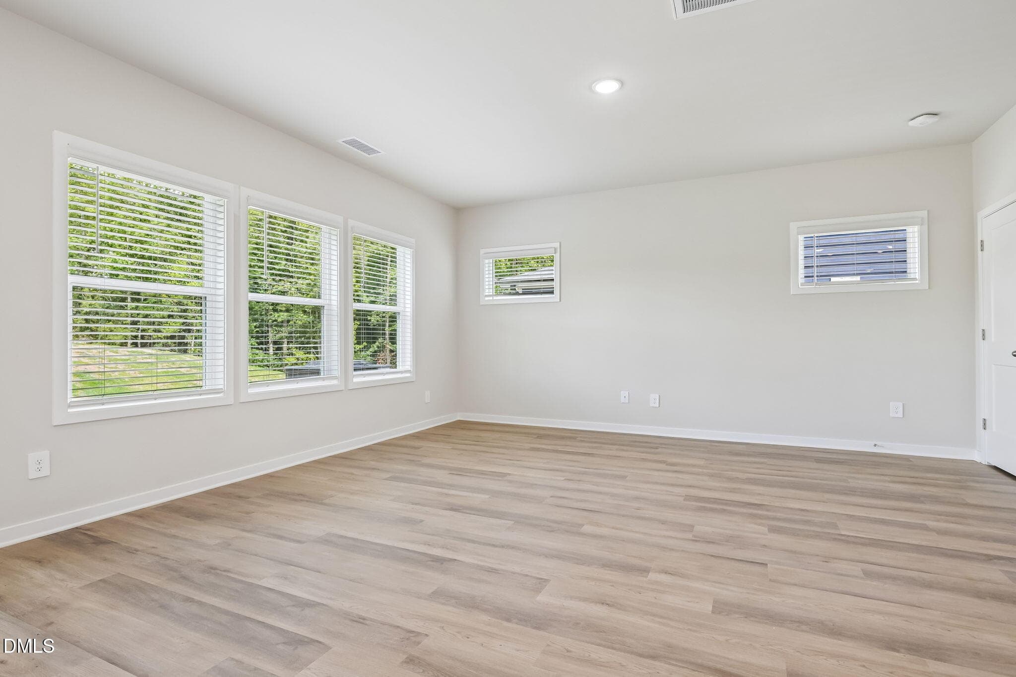10-web-or-mls-Raleigh-Durham - Country L - 133 N Field Sparrow Way, Clayton, NC 27520, Clayton