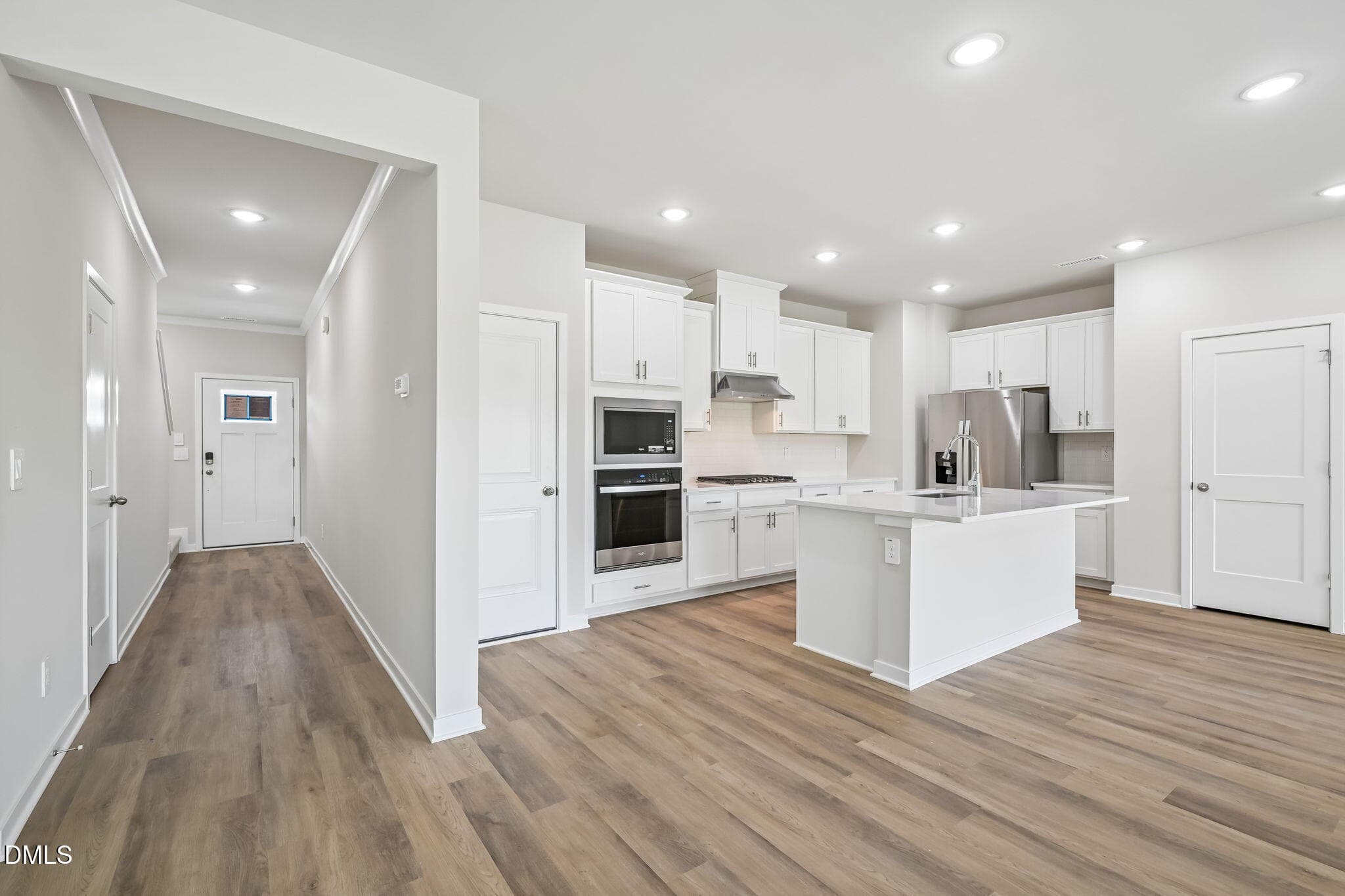 14-web-or-mls-Raleigh-Durham - Country L - 133 N Field Sparrow Way, Clayton, NC 27520, Clayton