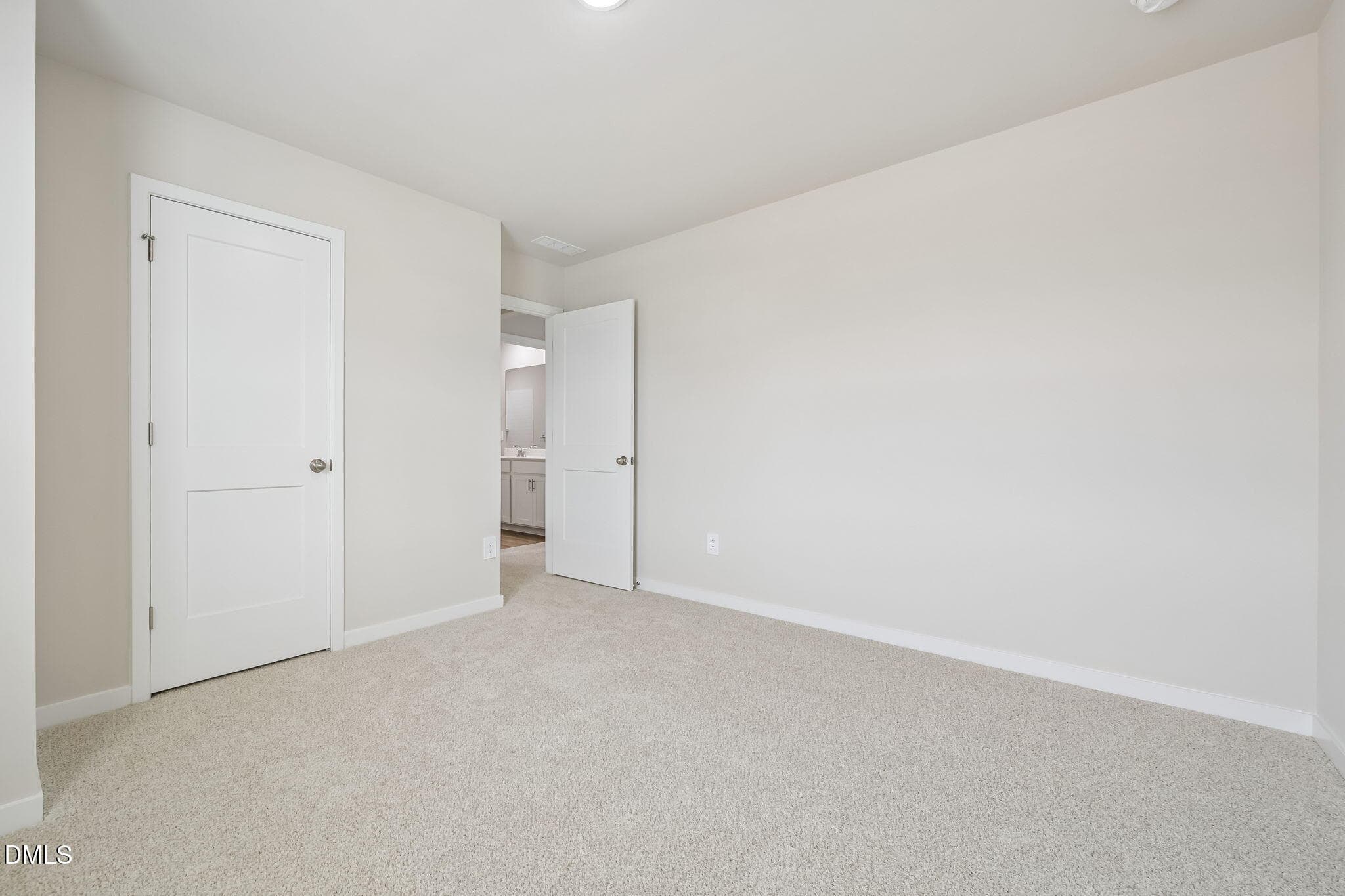 24-web-or-mls-Raleigh-Durham - Country L - 133 N Field Sparrow Way, Clayton, NC 27520, Clayton