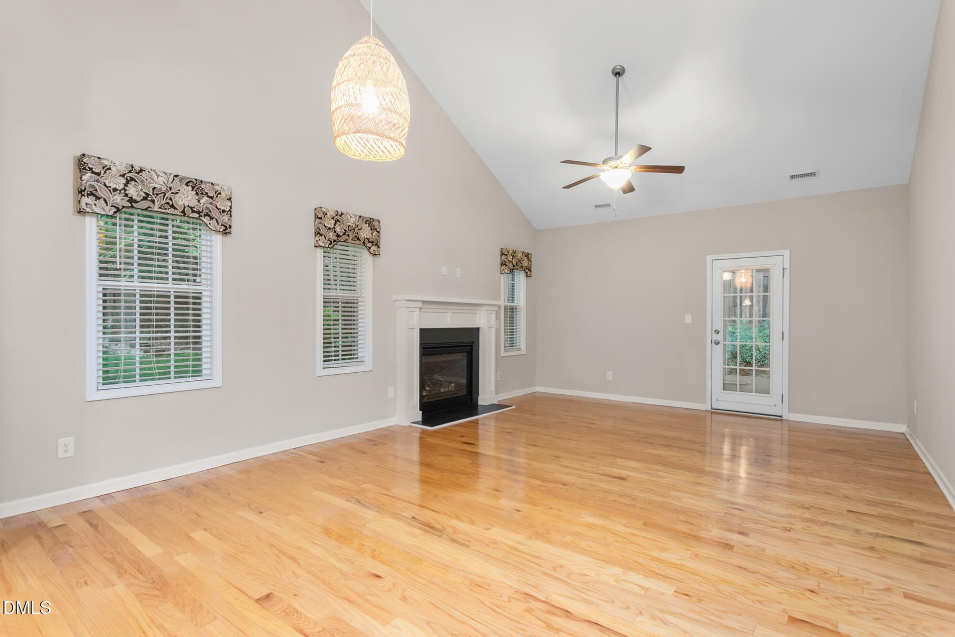 114 Starling Street-5 - 114 Starling Street, Mebane, NC 27302