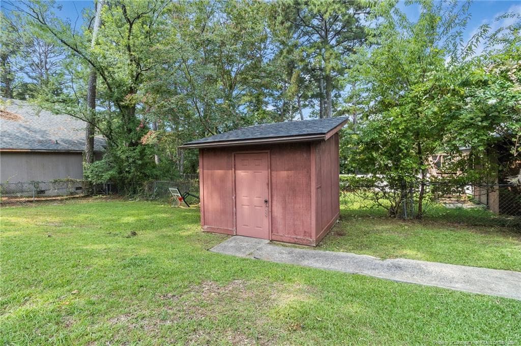 Photo 39 - 6477 Pittsfield Drive, Fayetteville, NC 28303, Fayetteville