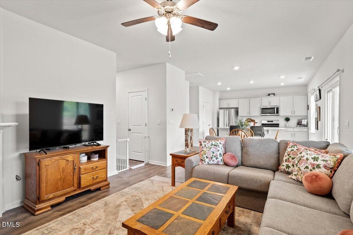 269 Blue Aspen Dr. LR 3 - 269 Blue Aspen Drive, Fuquay Varina, NC 27526