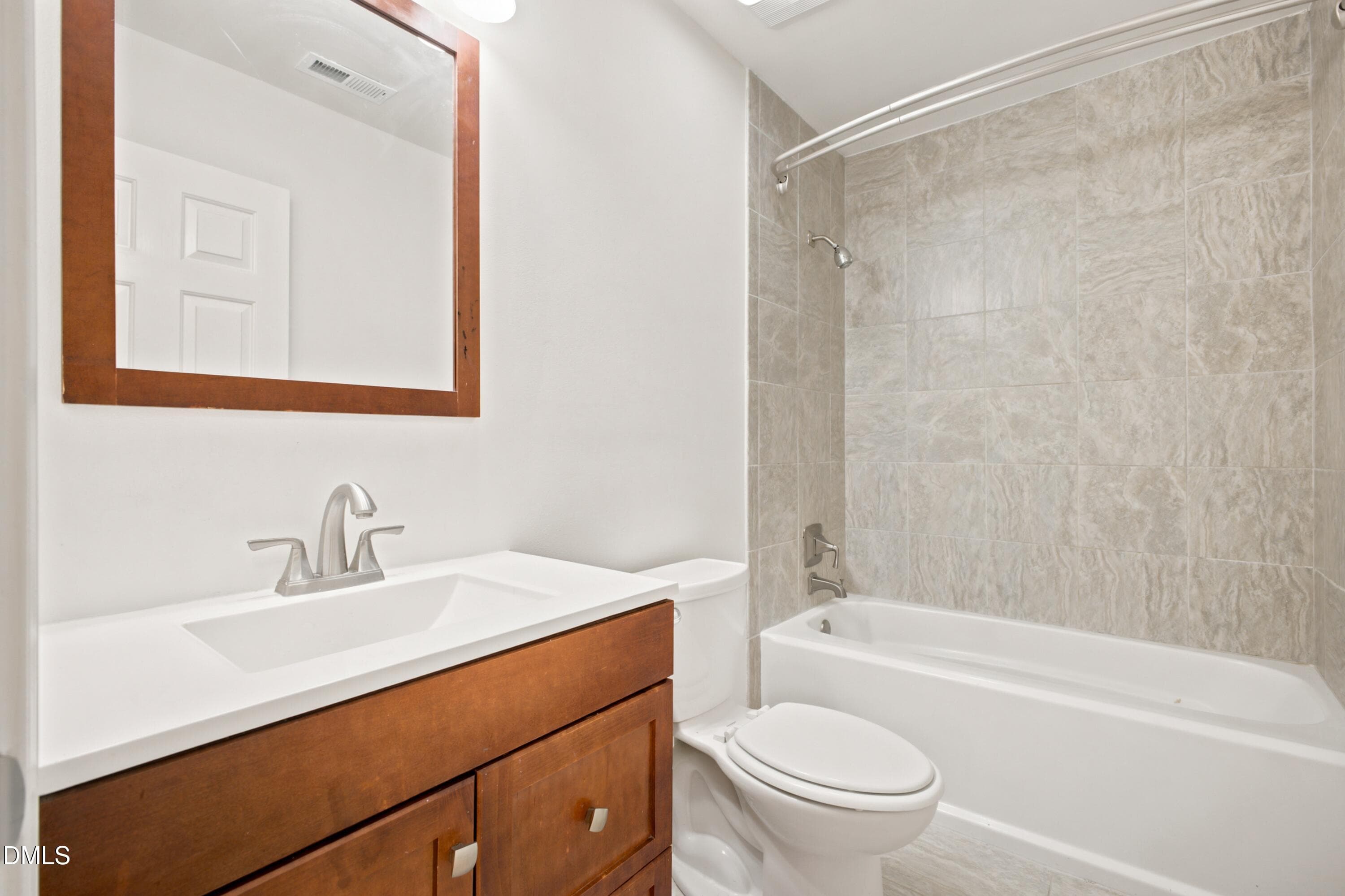 Shared Full Bath - 4300 Hickory Ridge Drive, Raleigh, NC 27609, Raleigh