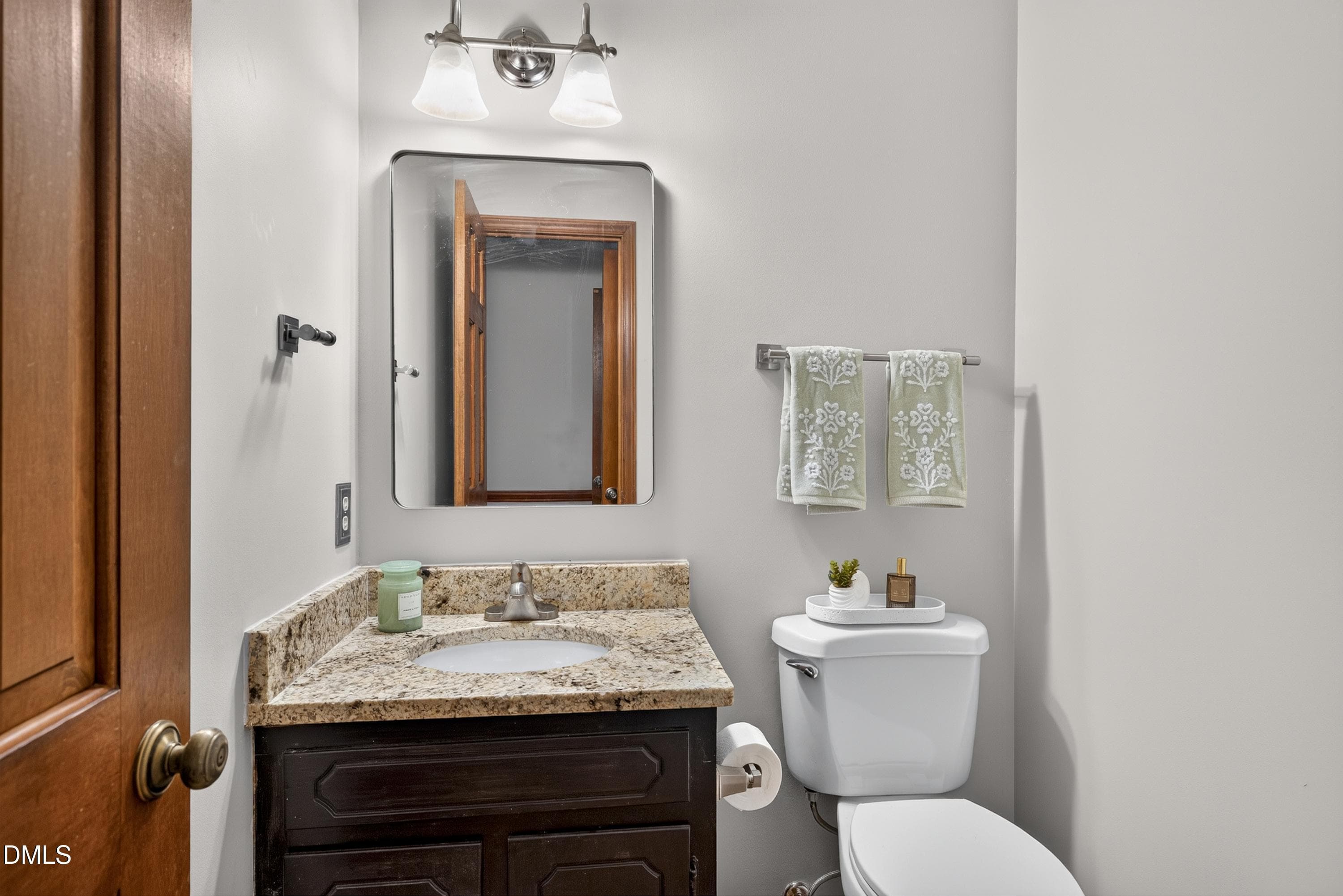 POWDER ROOM - 6309 Windy Ridge Court, Raleigh, NC 27606, Raleigh