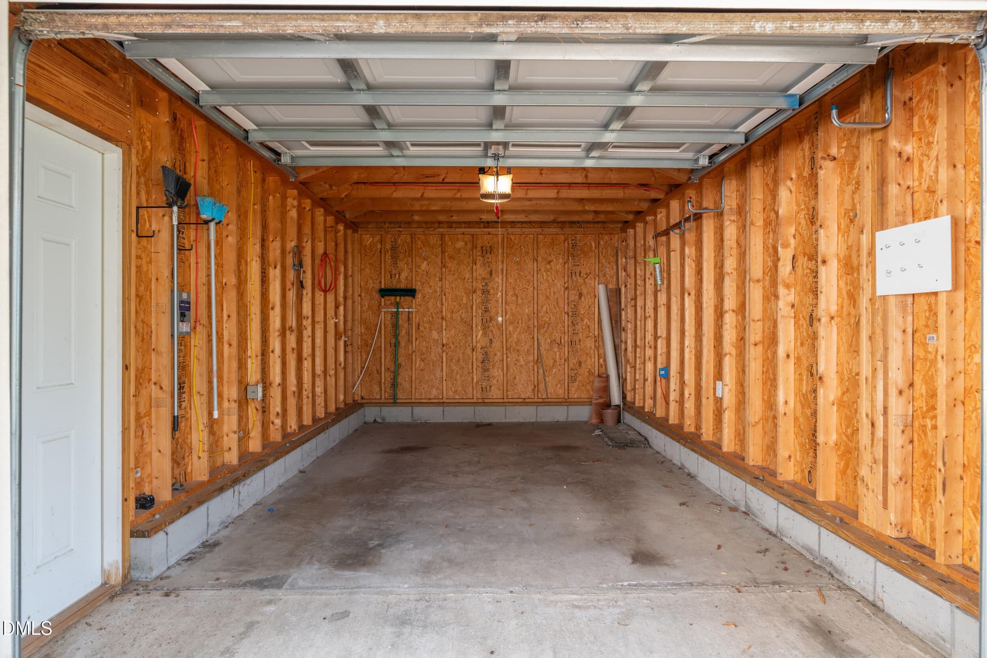 Detached 1-Car Garage - 706 E Country Club Drive, Tarboro, NC 27886