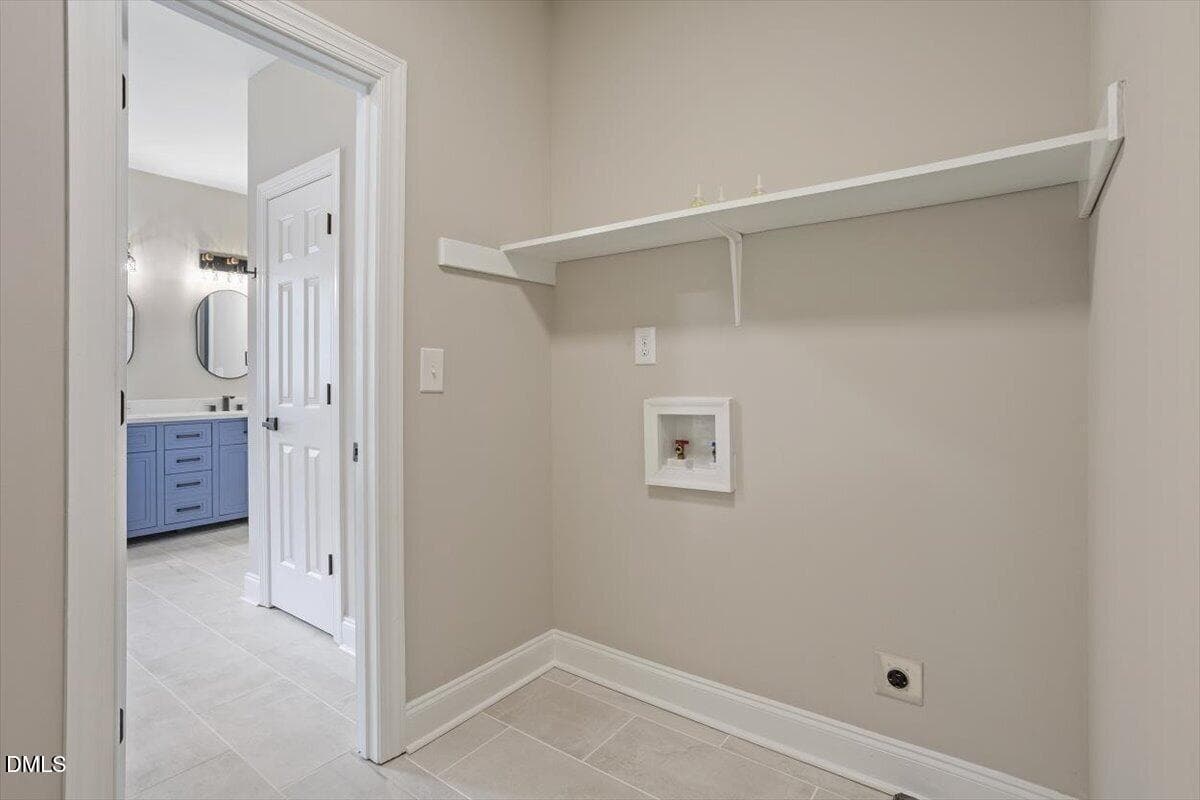 1st Floor Laundry - 397 Boone Trail, Garner, NC 27529