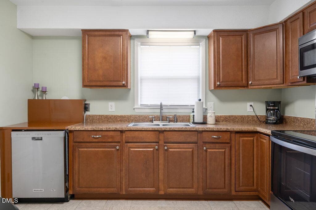 Kitchen-2 - 209 Omega Road, Durham, NC 27712, Durham
