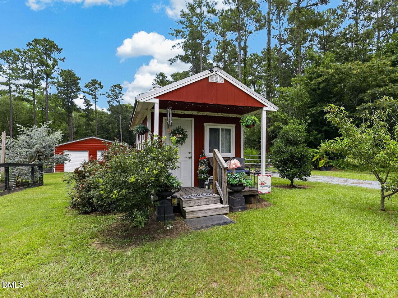 032-1280x960-she-shed - 2570 Tarheel Road, Benson, NC 27504, Benson