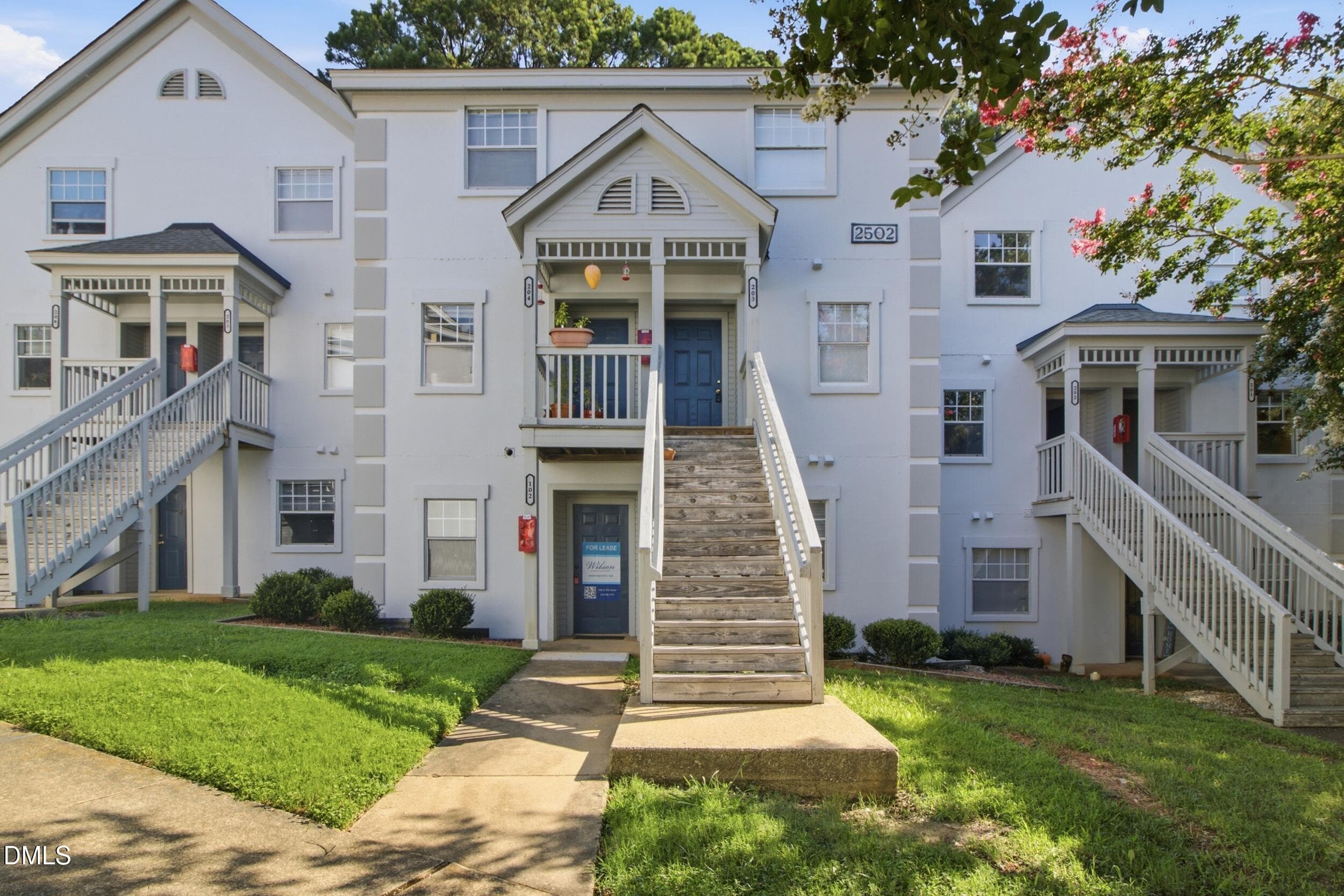 Exterior - 2502 Avent Ferry Road 203, Raleigh, NC 27606, Raleigh