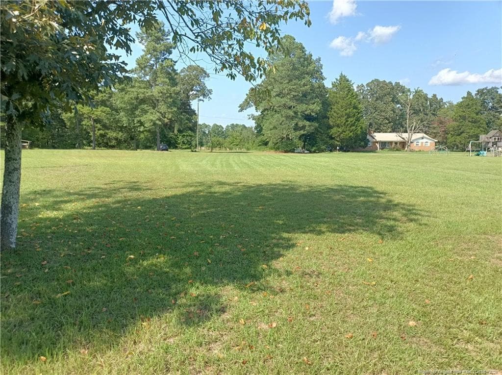 Photo 3 - 112 Lakeview Drive, Red Springs, NC 28377