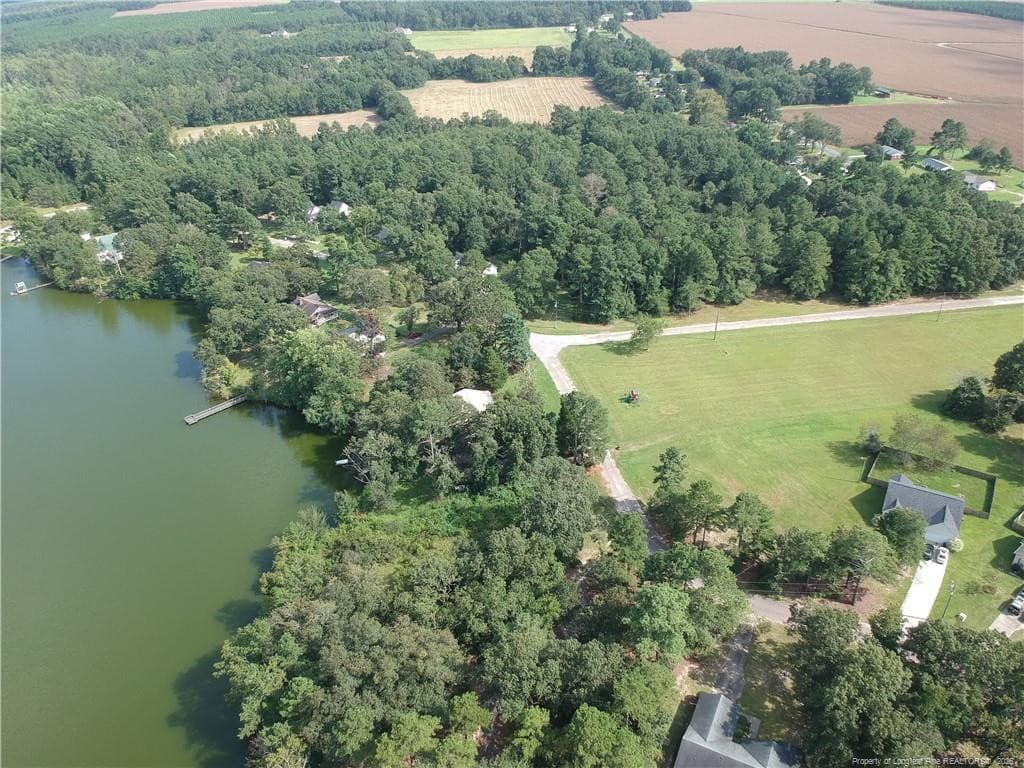 Photo 13 - 112 Lakeview Drive, Red Springs, NC 28377