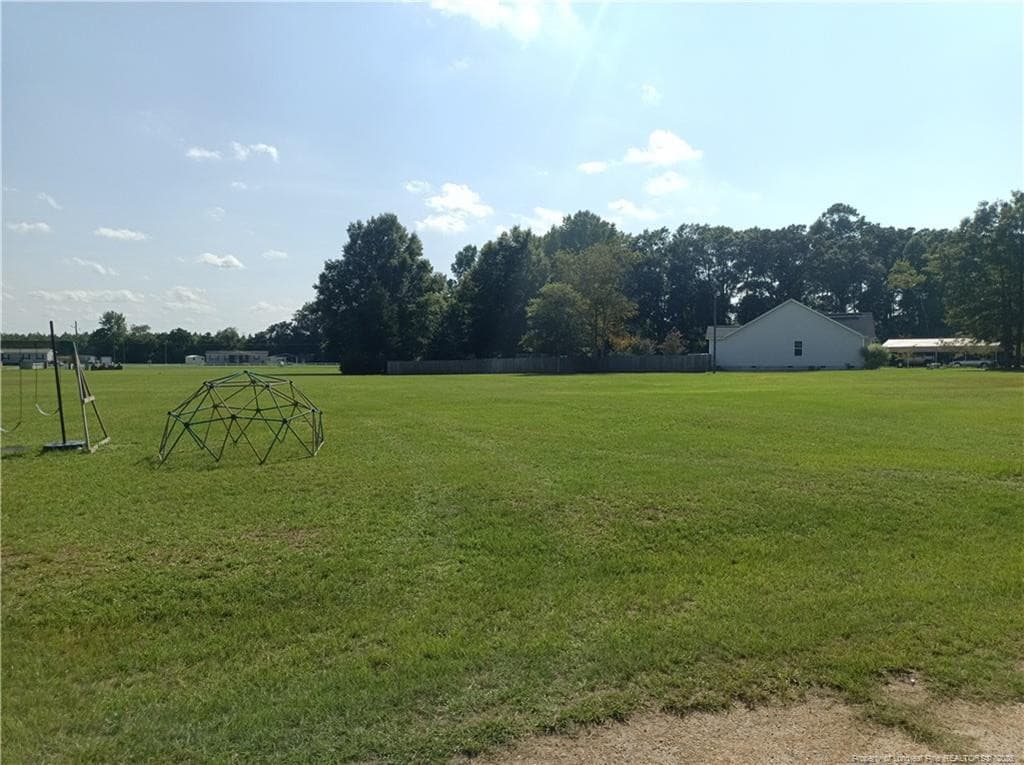 Photo 14 - 112 Lakeview Drive, Red Springs, NC 28377